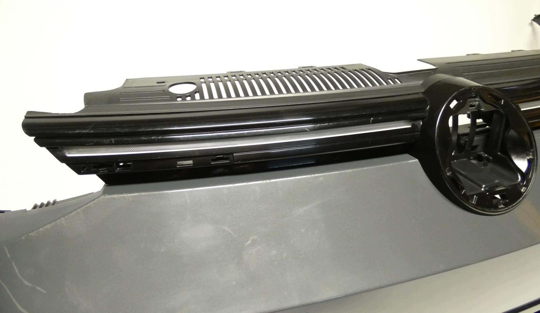 VW GOLF VIII 8 R-LINE 5H0807221 below 6 PDC 5H0807221 bumper front front