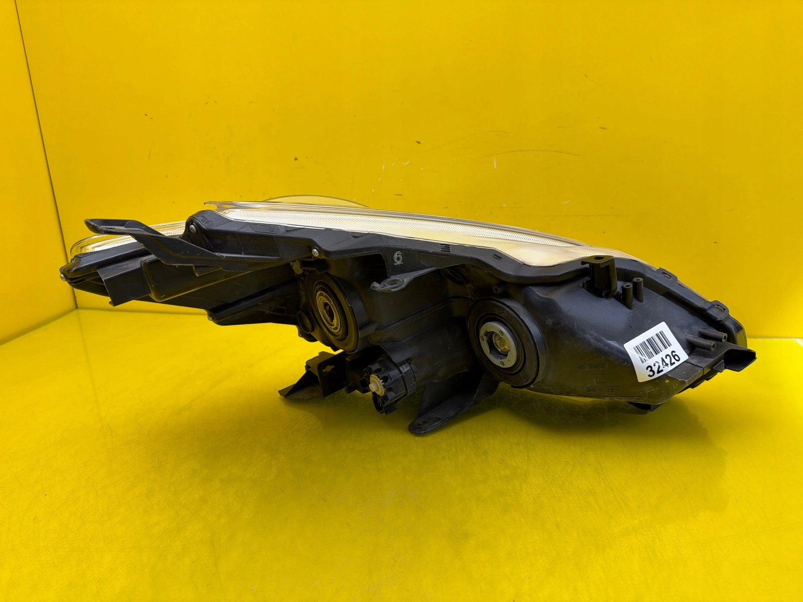 light left Toyota Prius plus 12-15