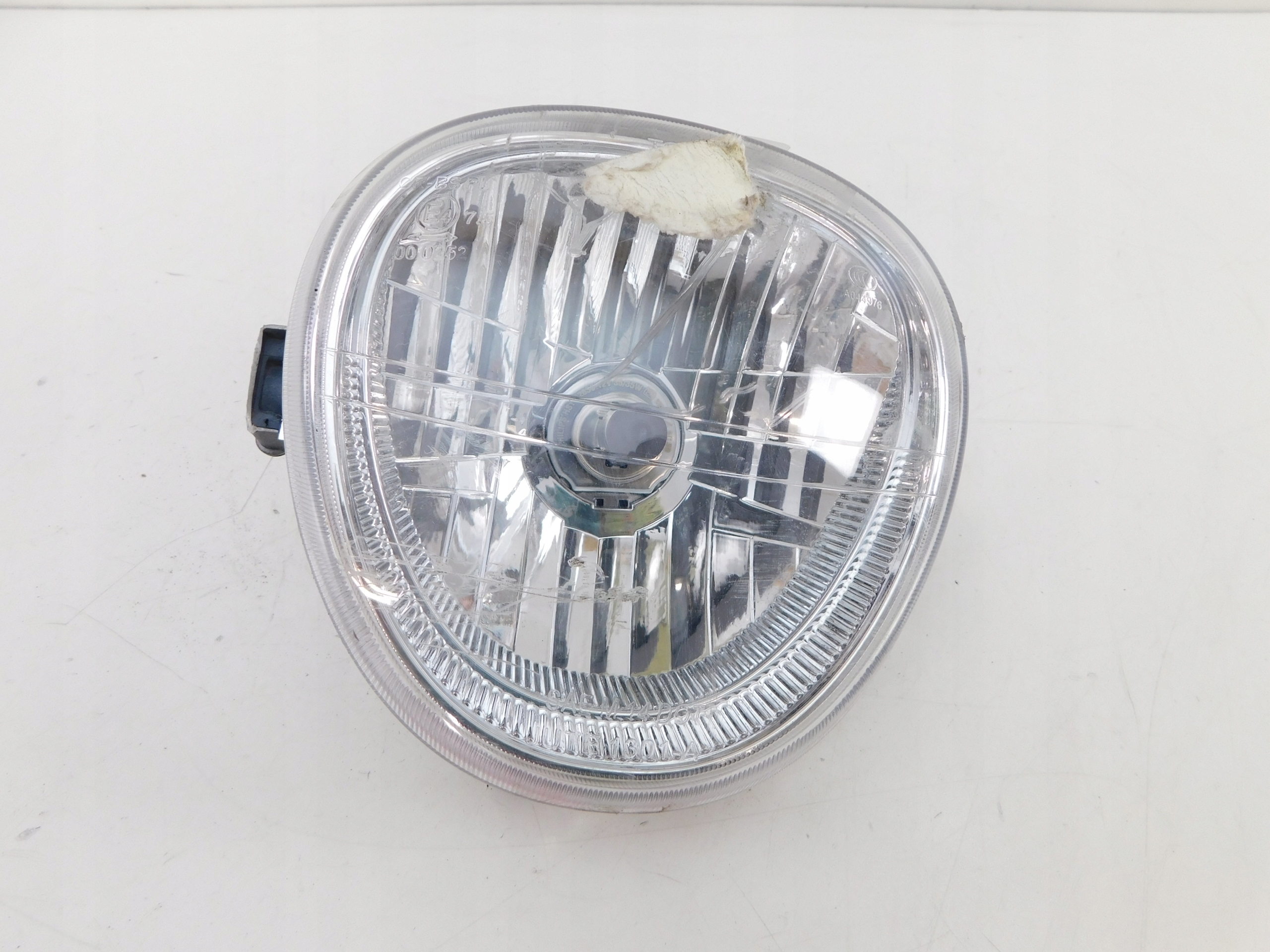 Sym FIDDLE III фара передня лампа M1