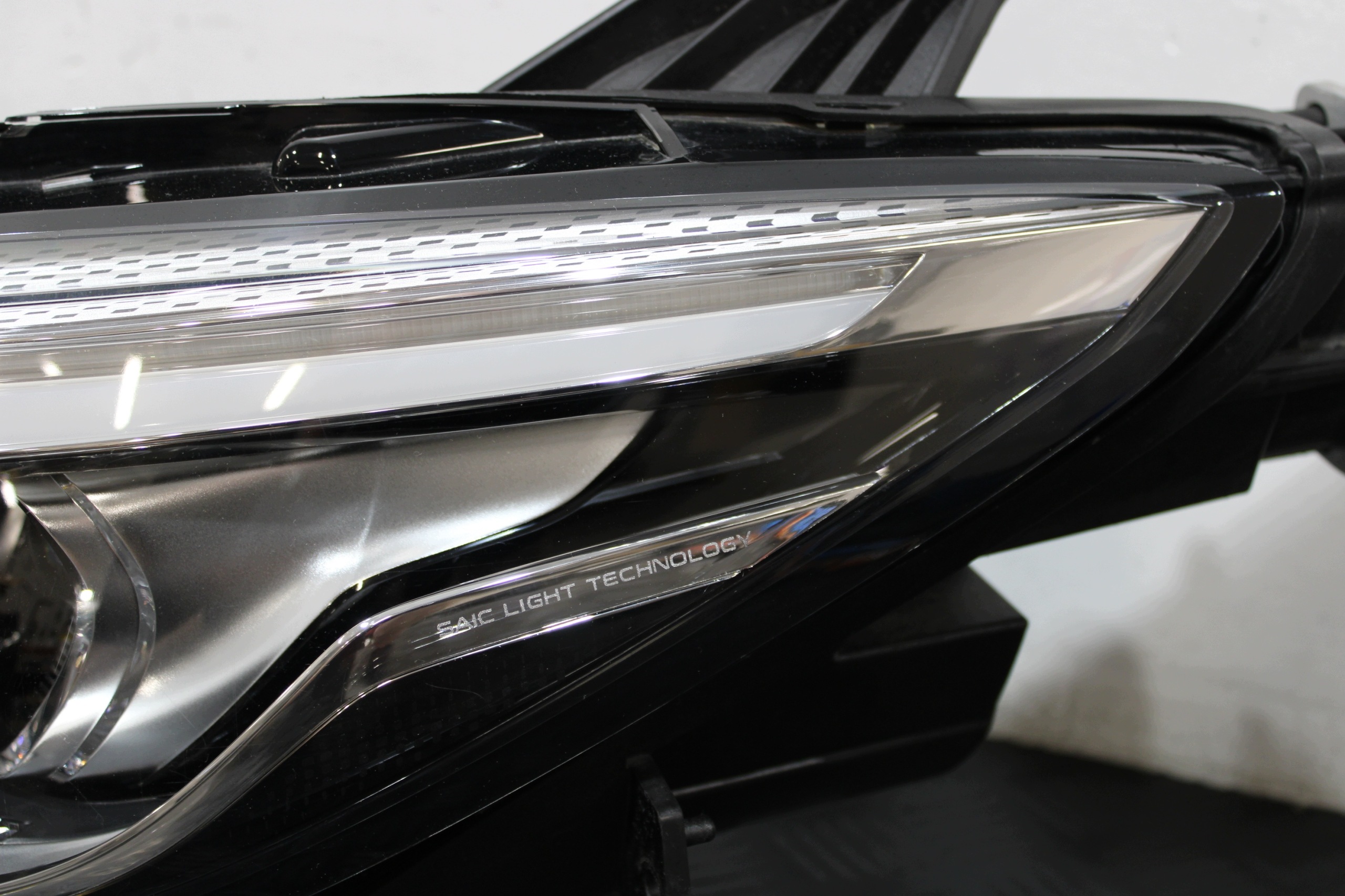 lights light front front LED A00005L0200 A00005R0200 MG ZS LIFT FL 2024