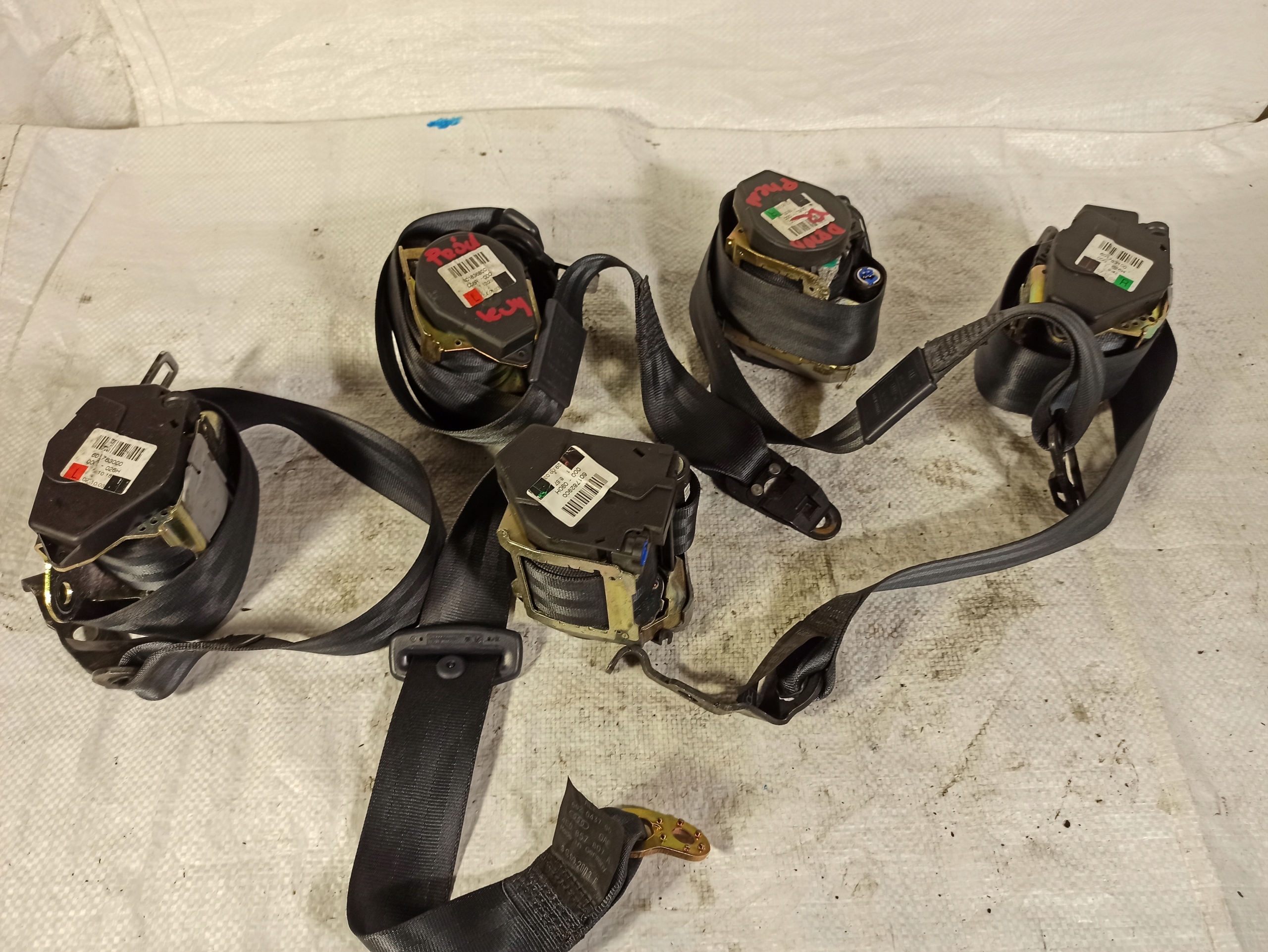 Audi A8 D3 ремень безопасности