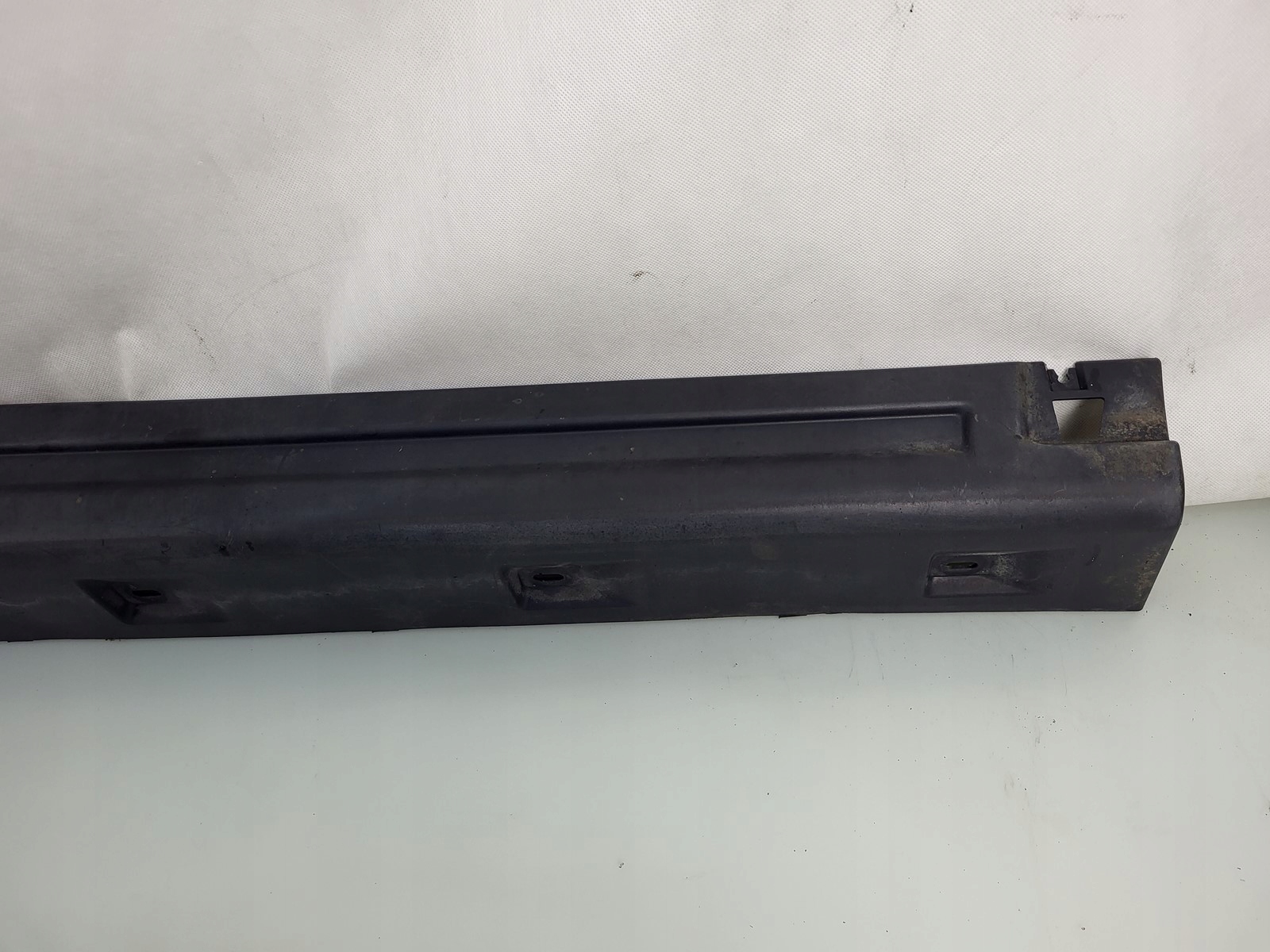 RANGE ROVER SPORT L320 moulding threshold cap L.