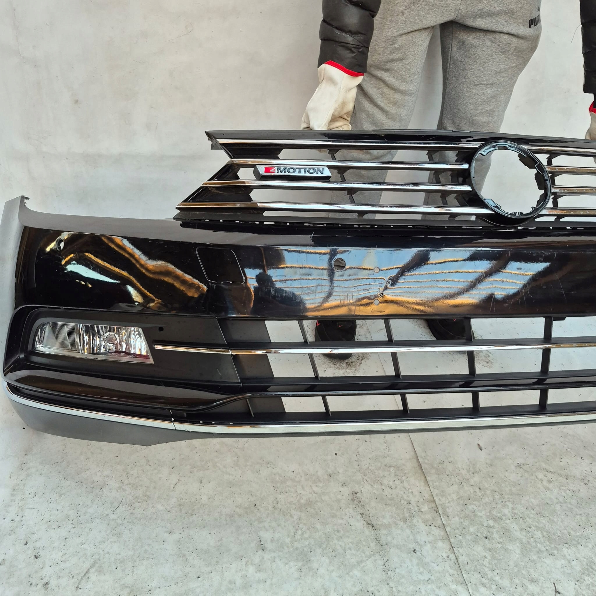 VW PASSAT B8 3G0 HIGHLINE 14- bumper front front PDC 3G0807221A