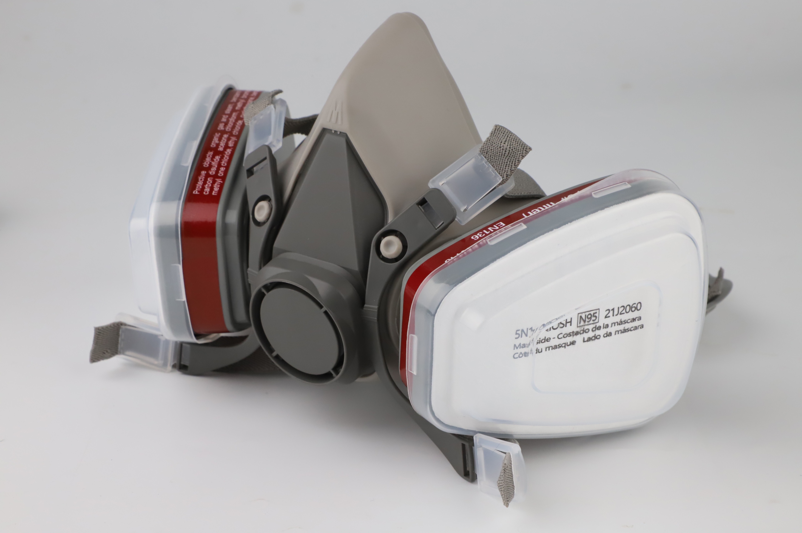 MASKA CHEMICZNA PÓŁMASKA GAZOWA OPRYSK FILTRY DO MALOWANIA I SZLIFOWANIA Waga produktu z opakowaniem jednostkowym 0.56 kg