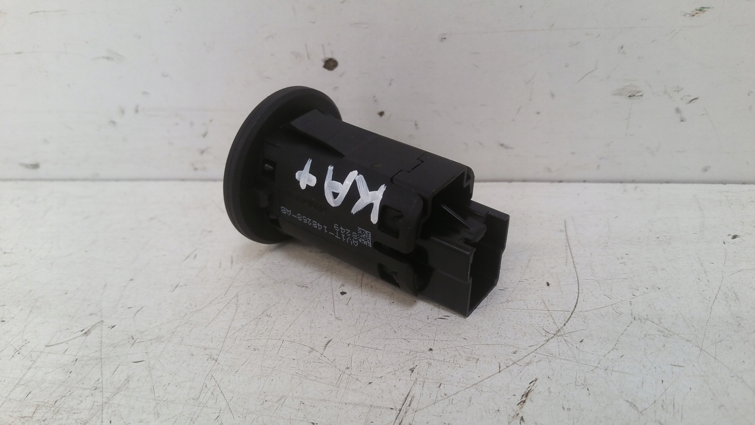 switch airbag AV1T143268AB Ford KA +