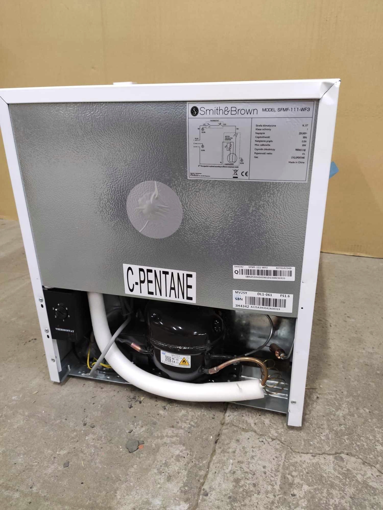 Lodówka eioroti SFMF-111-WF3 przecena SV001 Model SFMF-111-WF3