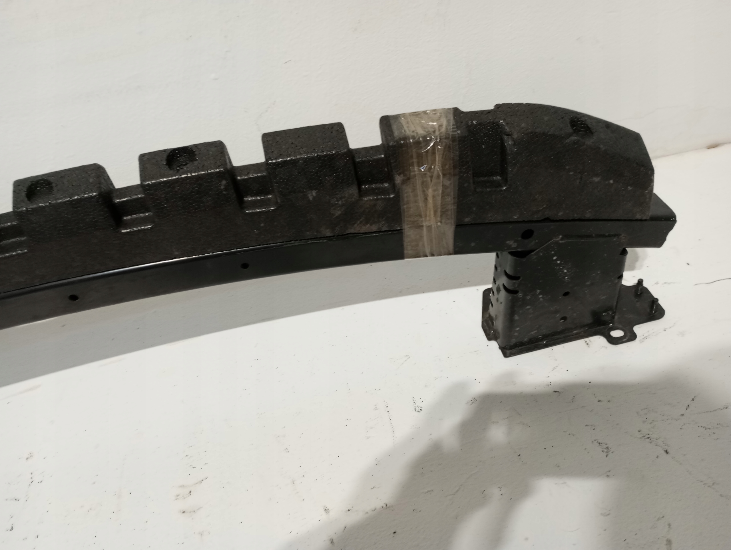 bumper support NISSAN QASHQAI J12 front lower
