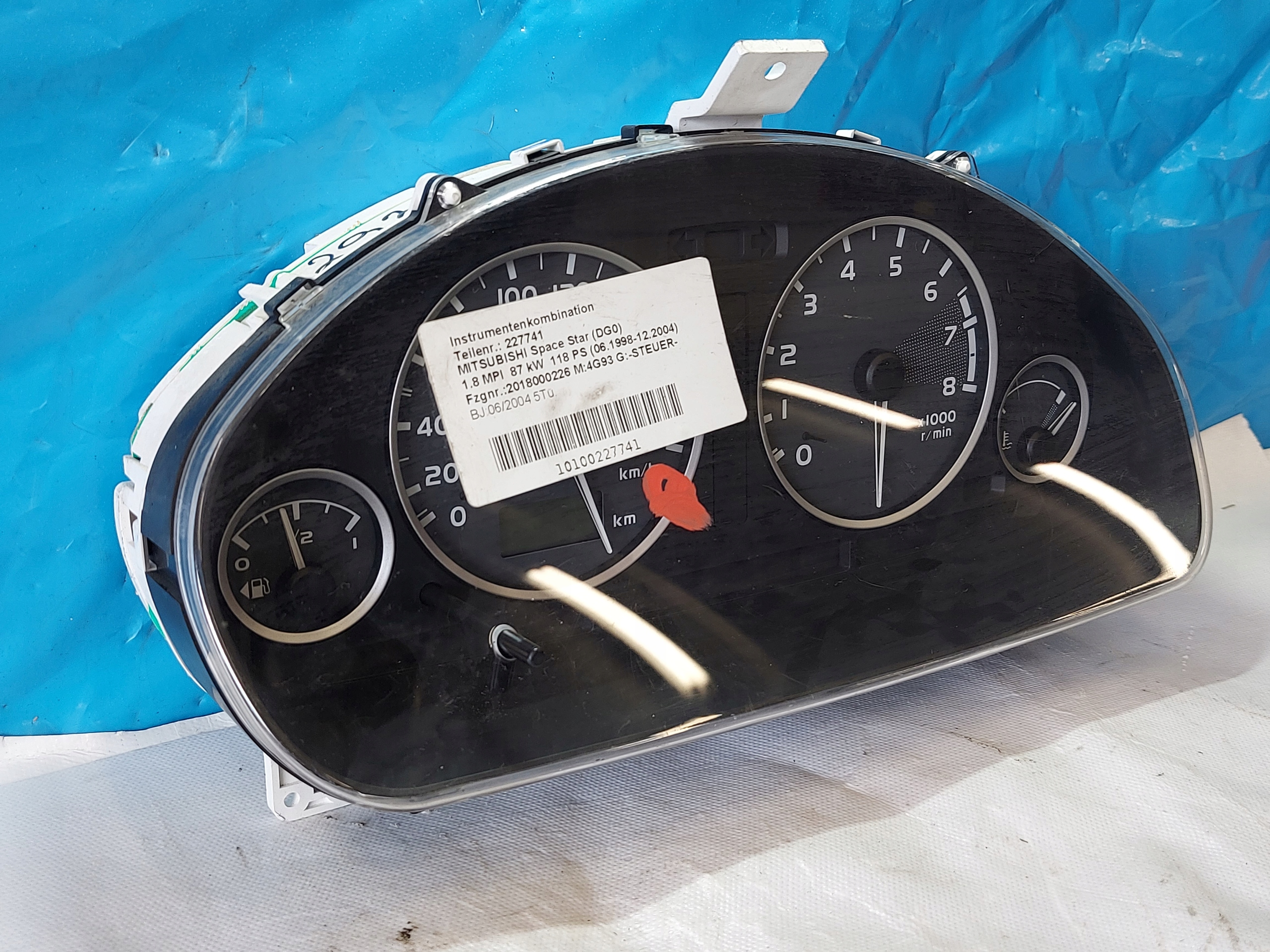dials clock MITSUBISHI SPACE STAR 1.8 N MR916338