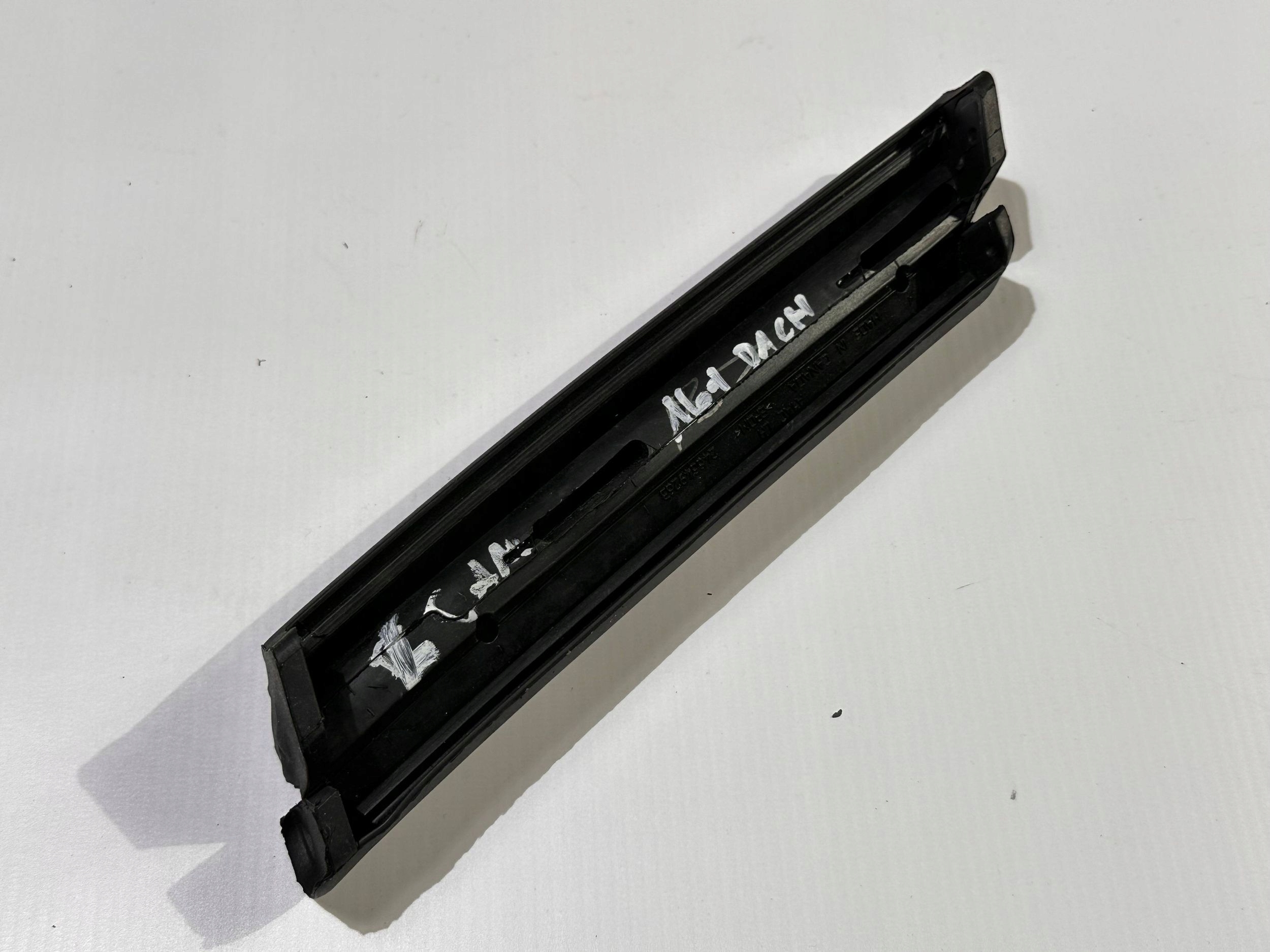 rubber gasket roofs left Chevrolet Camaro 2016+