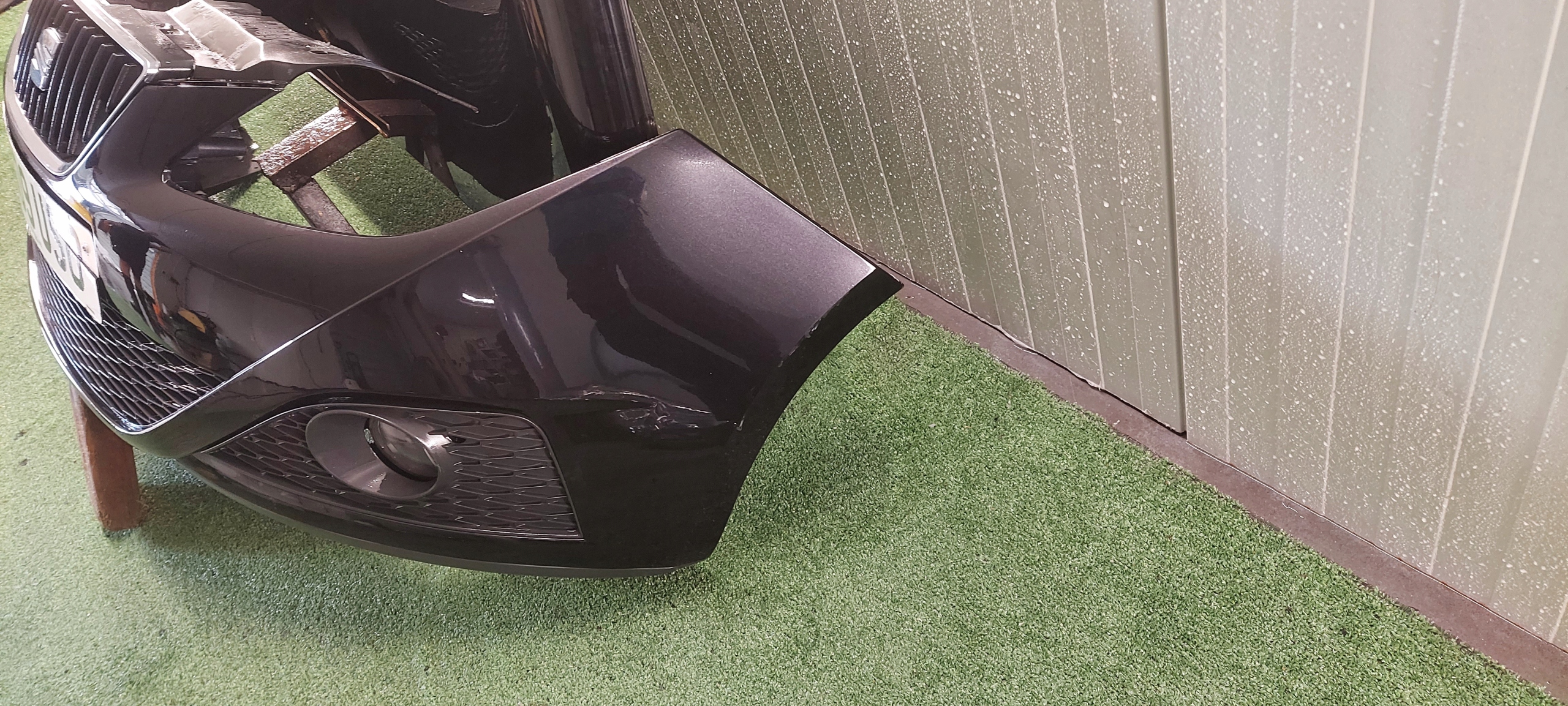bumper front SEAT IBIZA 08-13 LAK: LC9Z