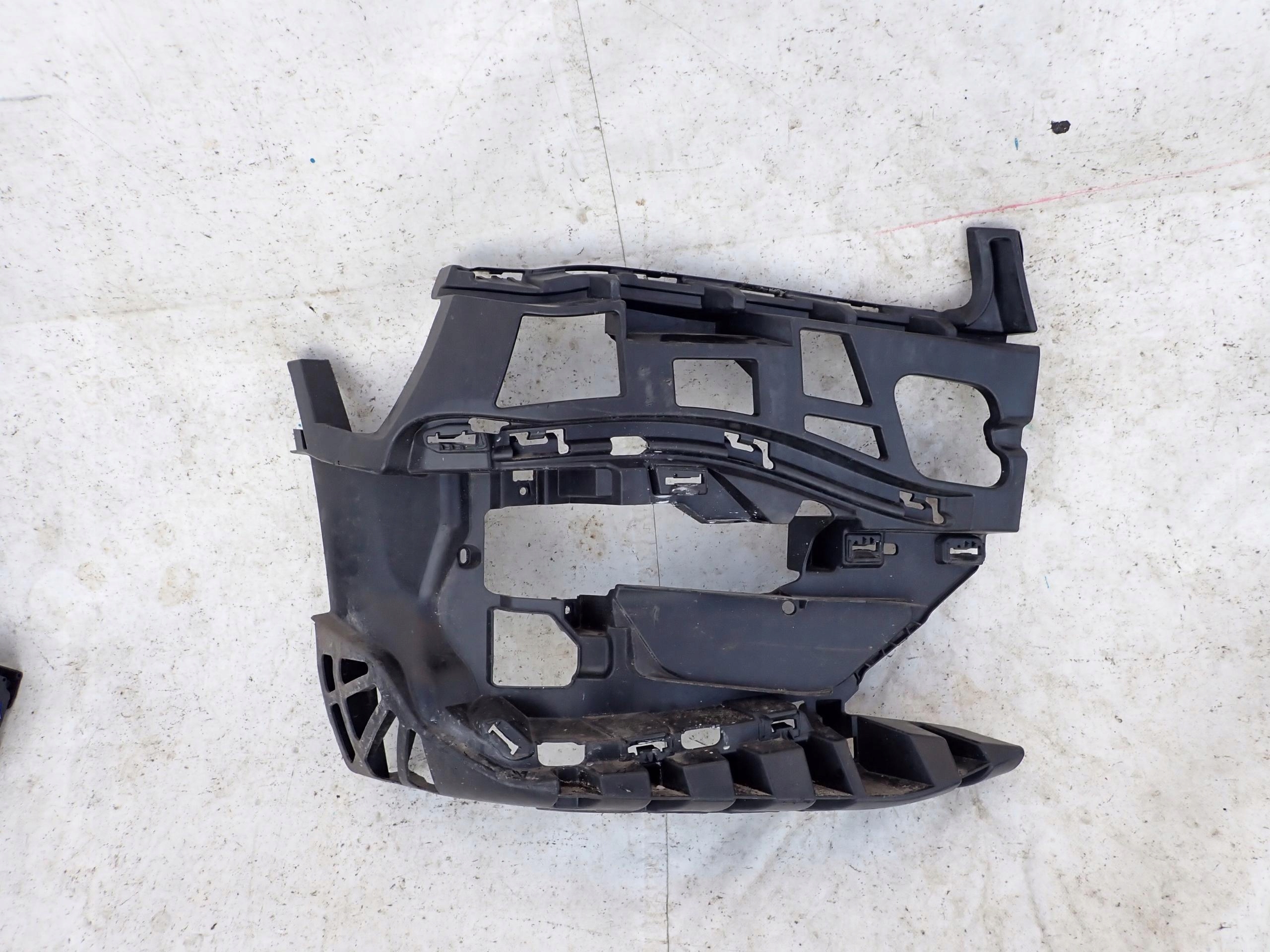 BMW 2 F45 LIFT 18-22 Support Droite Avant