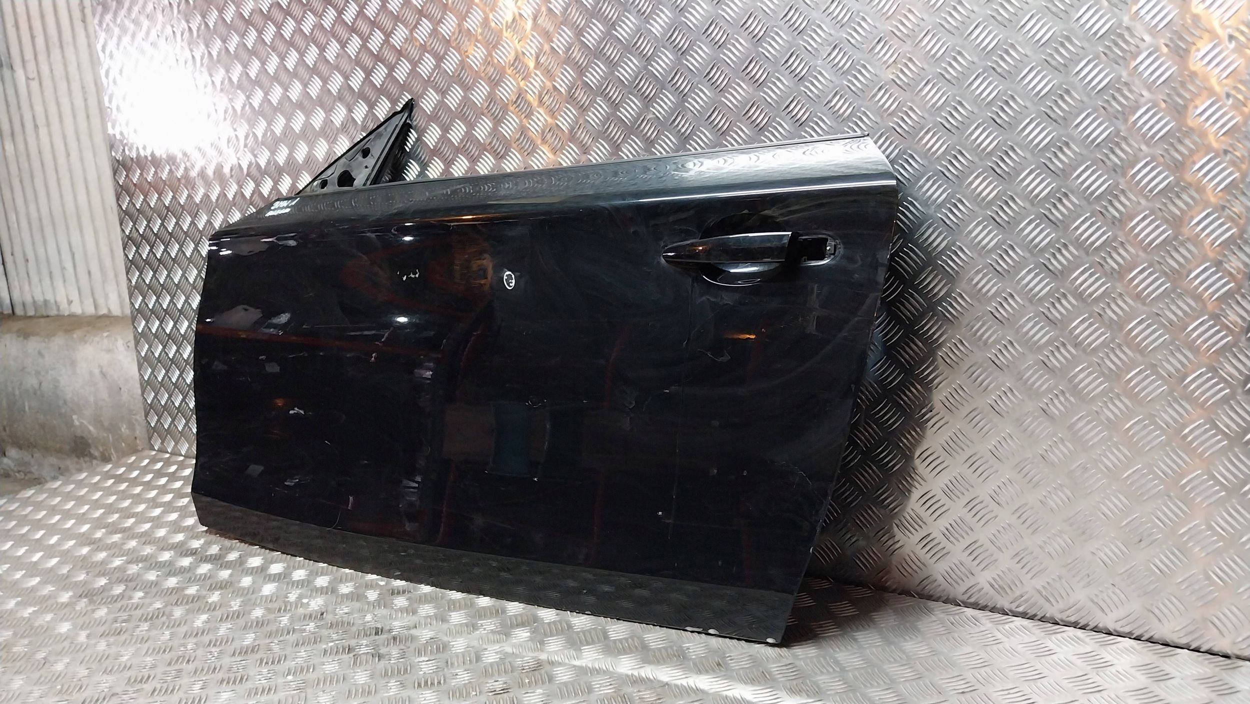 Tür links BMW 1 COUPE E88 82 81 07