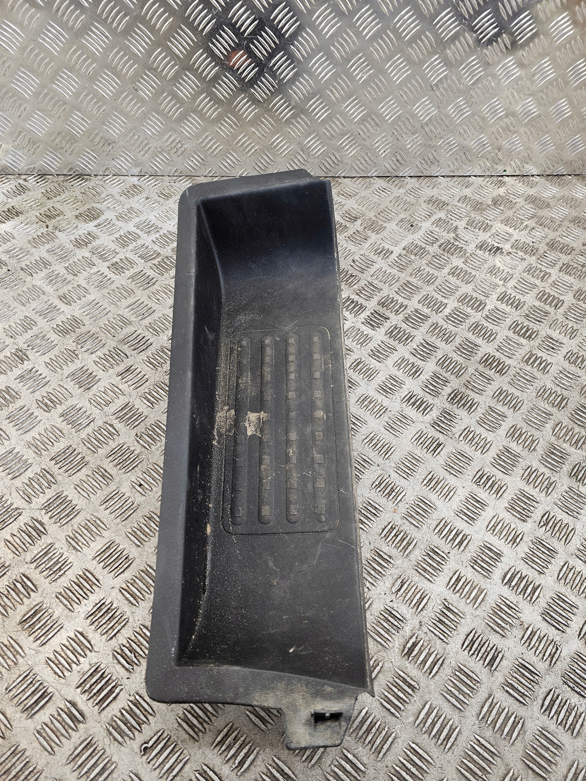 VW T5 cap STOPNIA right 7H0863736F original