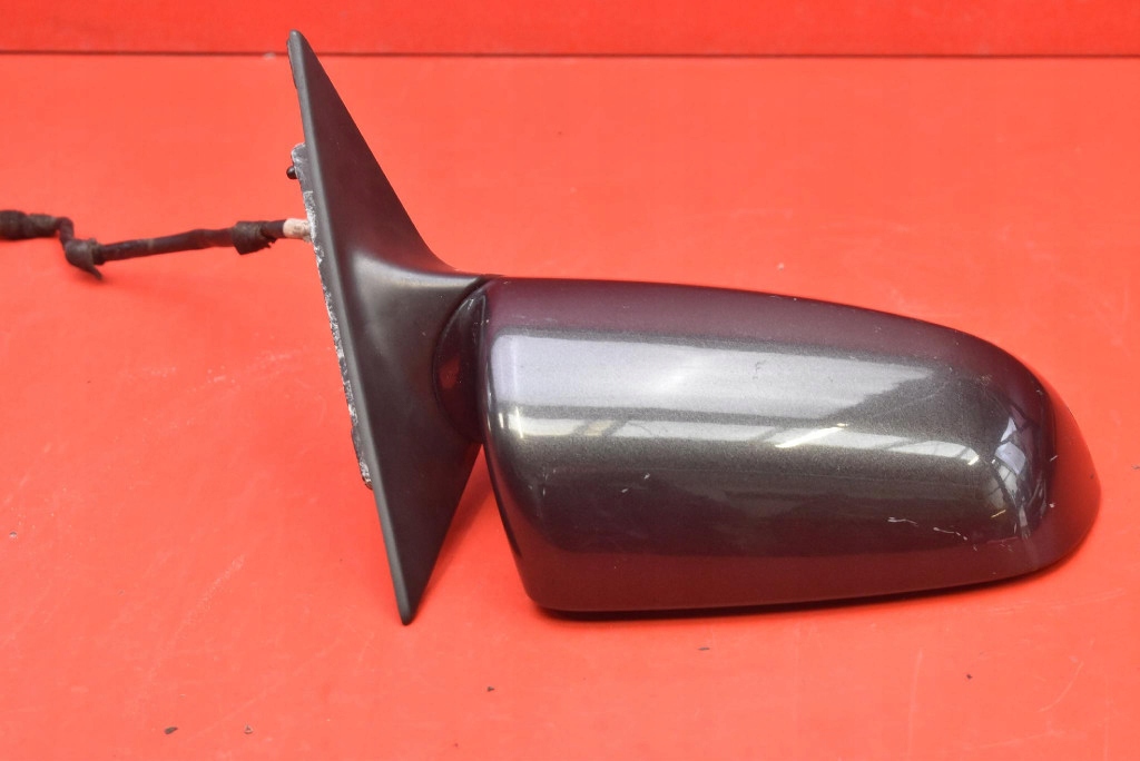 mirror right LZ7L EU 010754 AUDI A3 8P 03-05 5 PIN