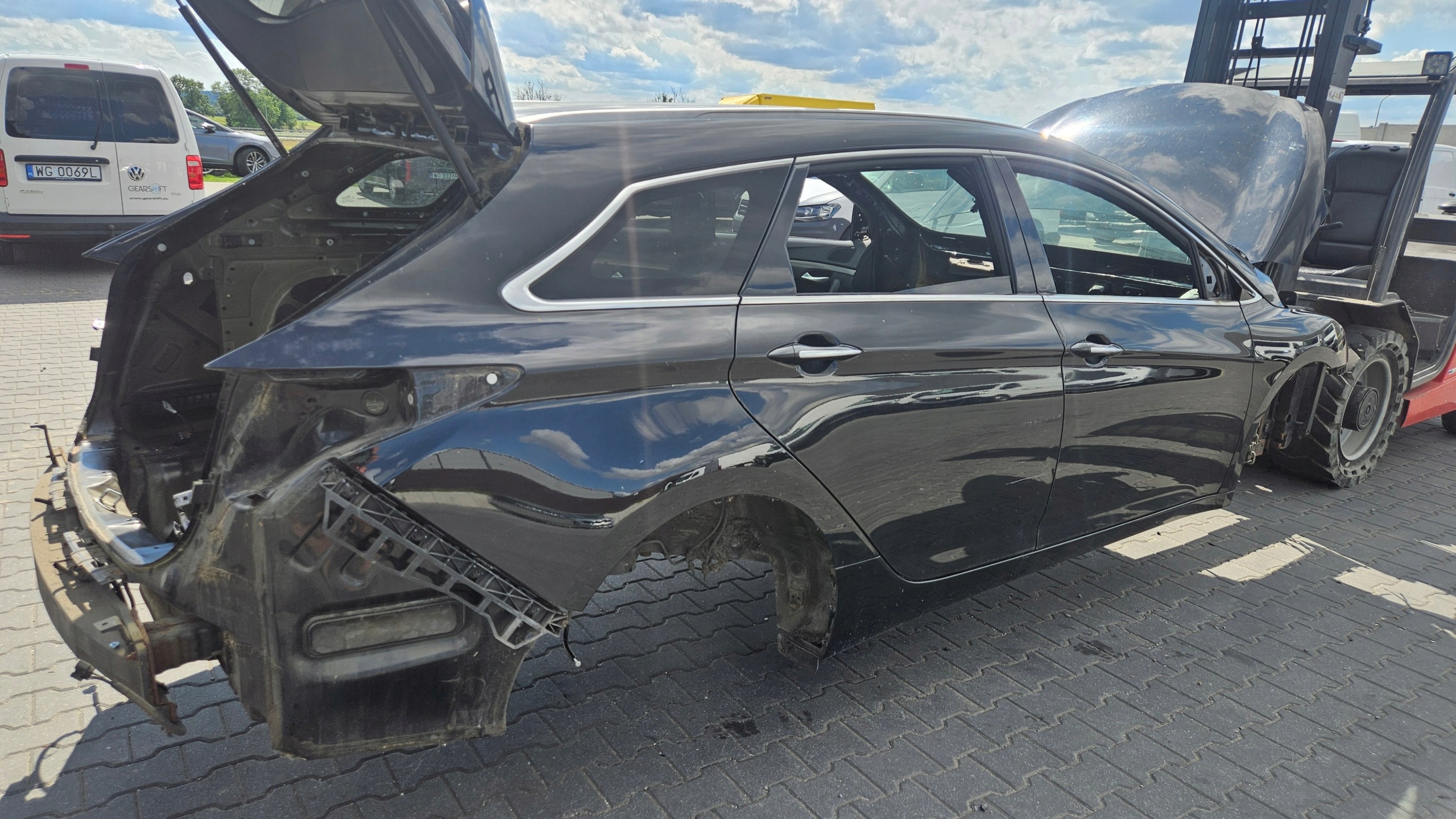 door front right complete HYUNDAI I40 KOMBI colour NKA