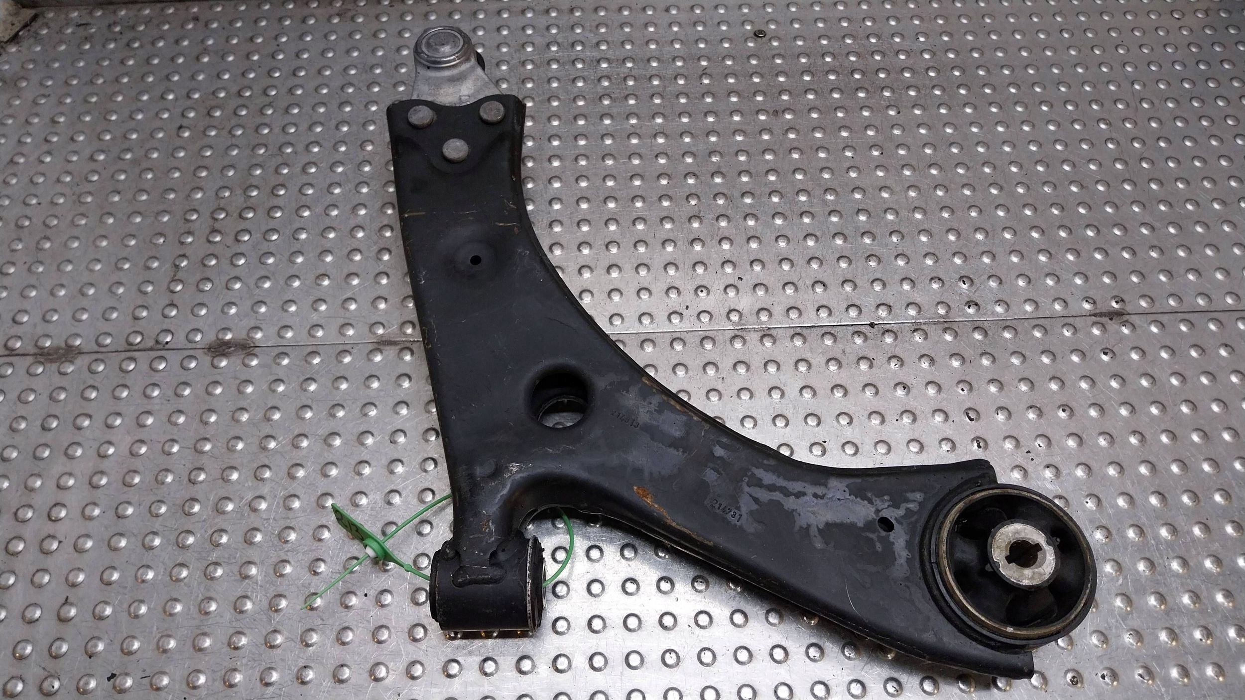 arm left front LX61-3A424-BEA FORD KUGA MK3