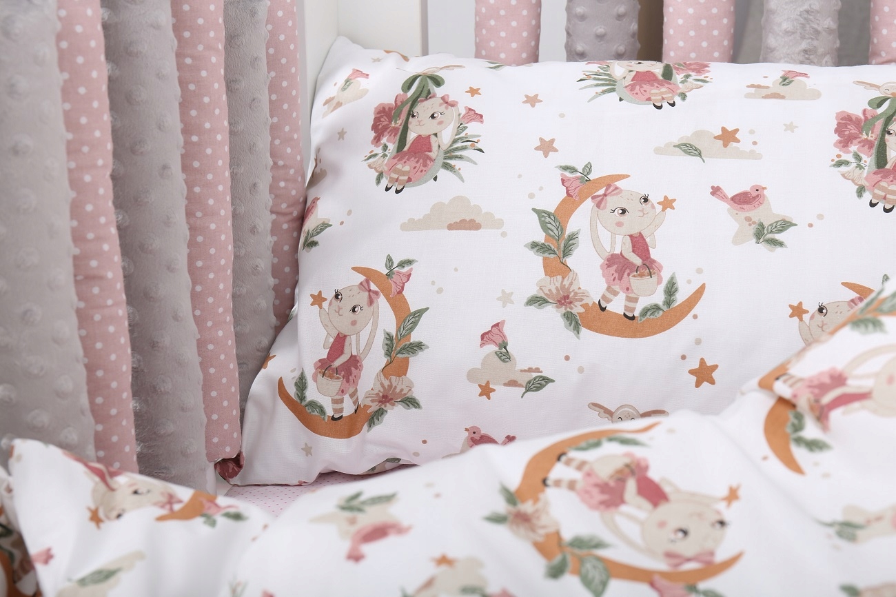 POSZEWKA NA PODUSZKĘ 40x60 cm BAWEŁNA 100% JASIEK ZAMEK BABYMAM Szerokość produktu 40 cm