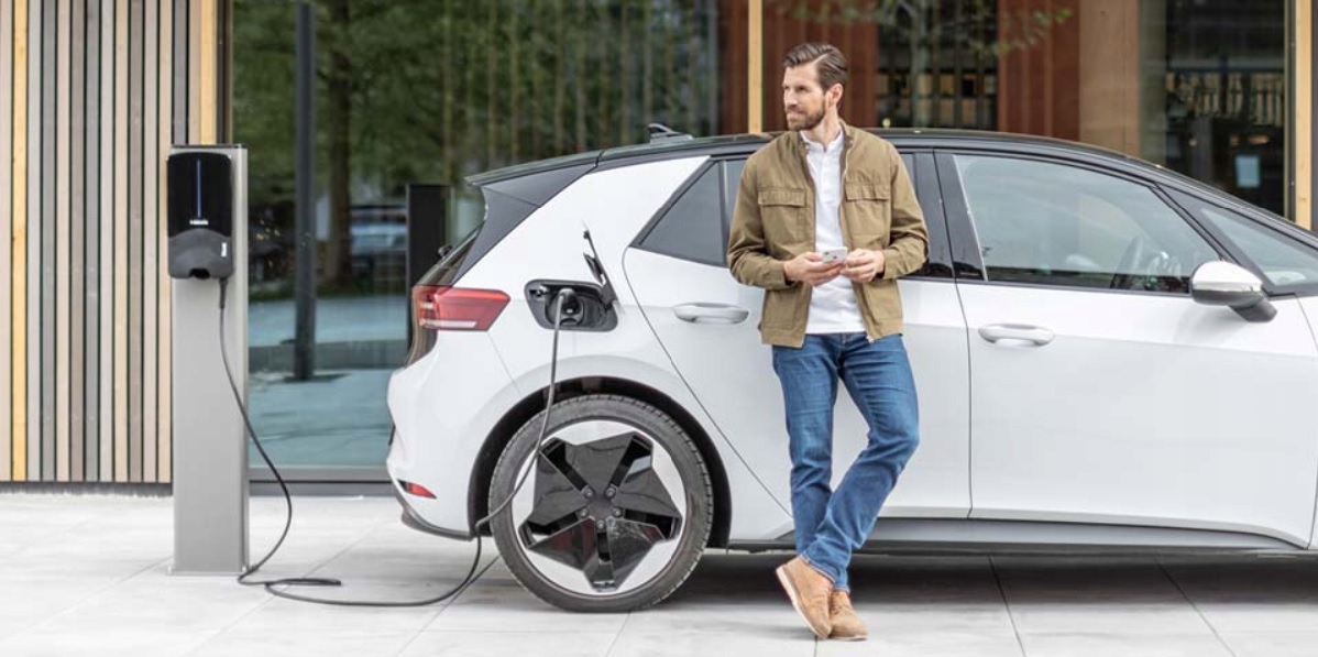 Зарядная станция переменного тока WEBASTO NEXT 22 кВт Тип-2 7 м