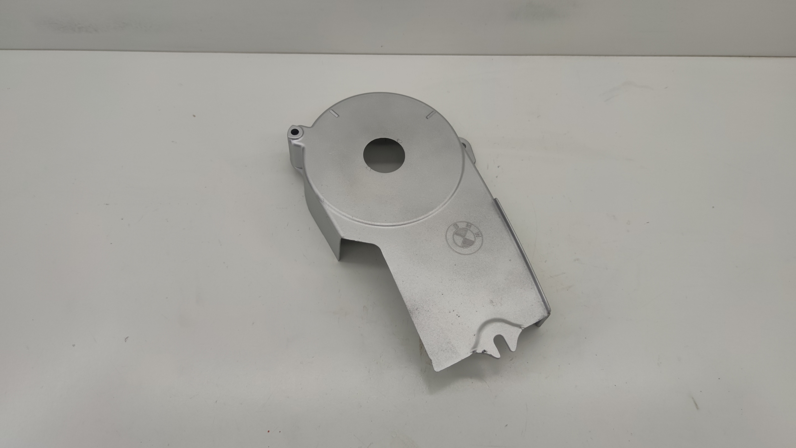 1276545 - Крышка кожух кожух ГРМ BMW E30 E28 M20