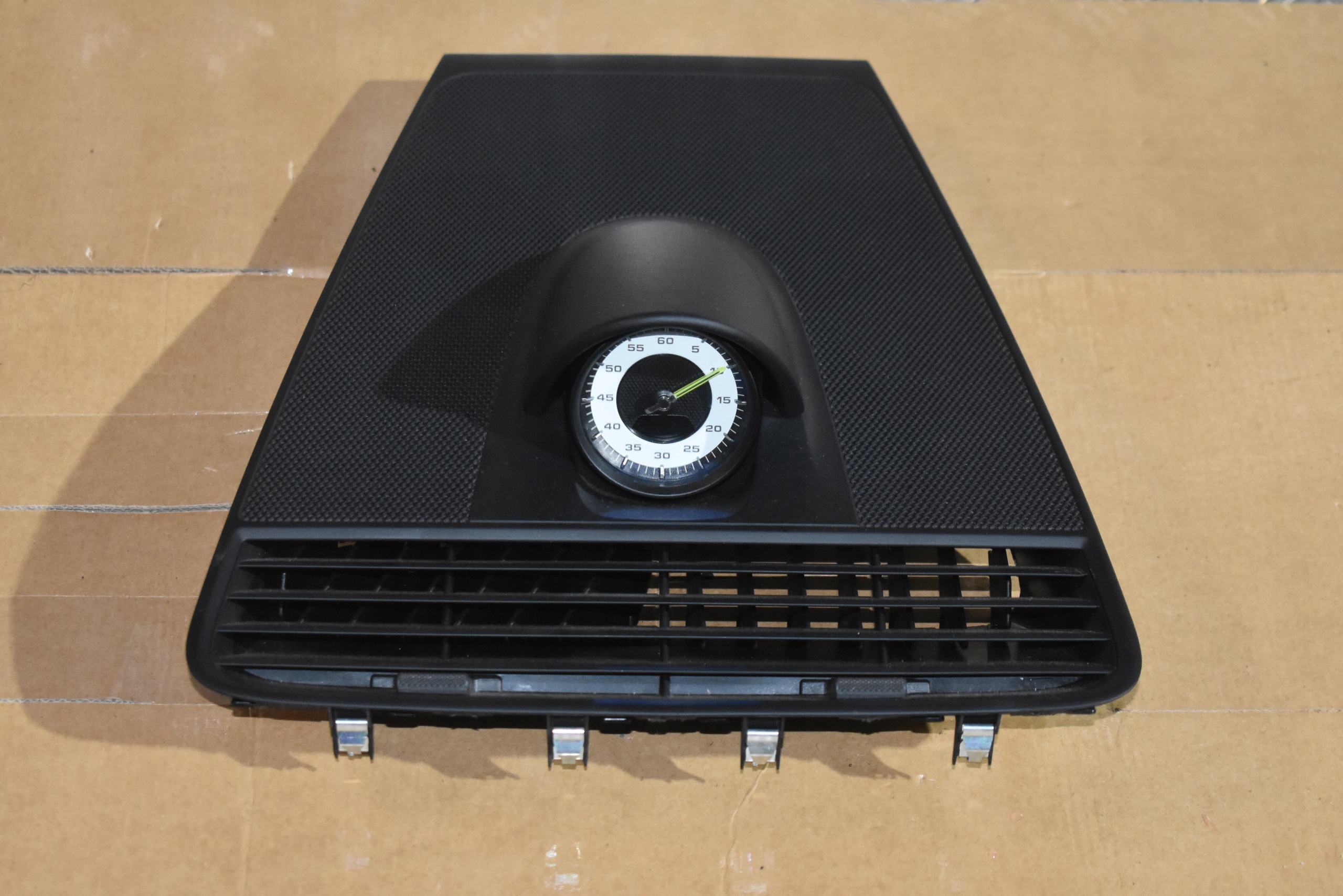 IDEALNY STOPER Grille Console PORSCHE PANAMERA 971 HYBRYDA 1