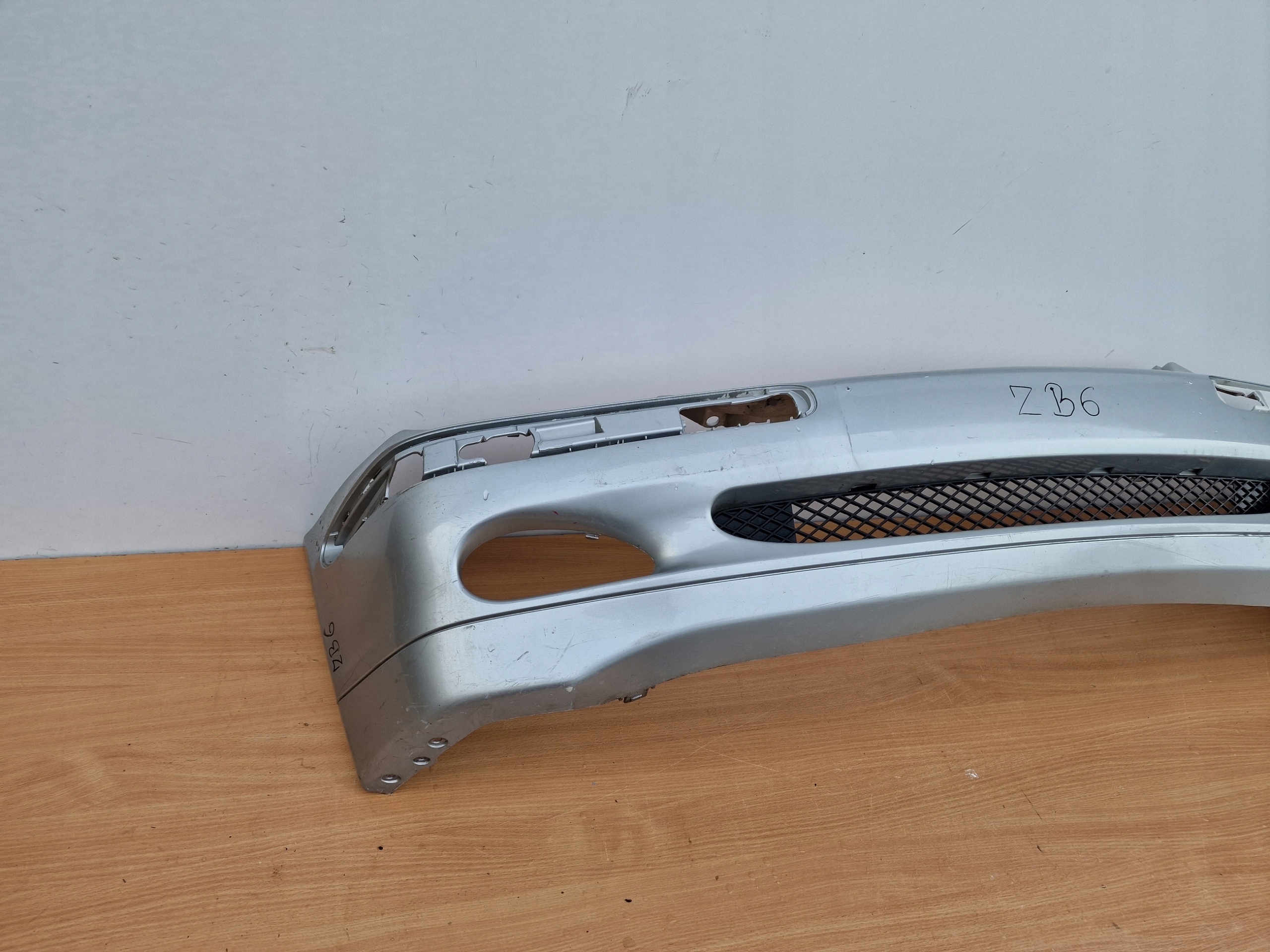 MERCEDES C-KLASA W203 00-03 bumper front + grid
