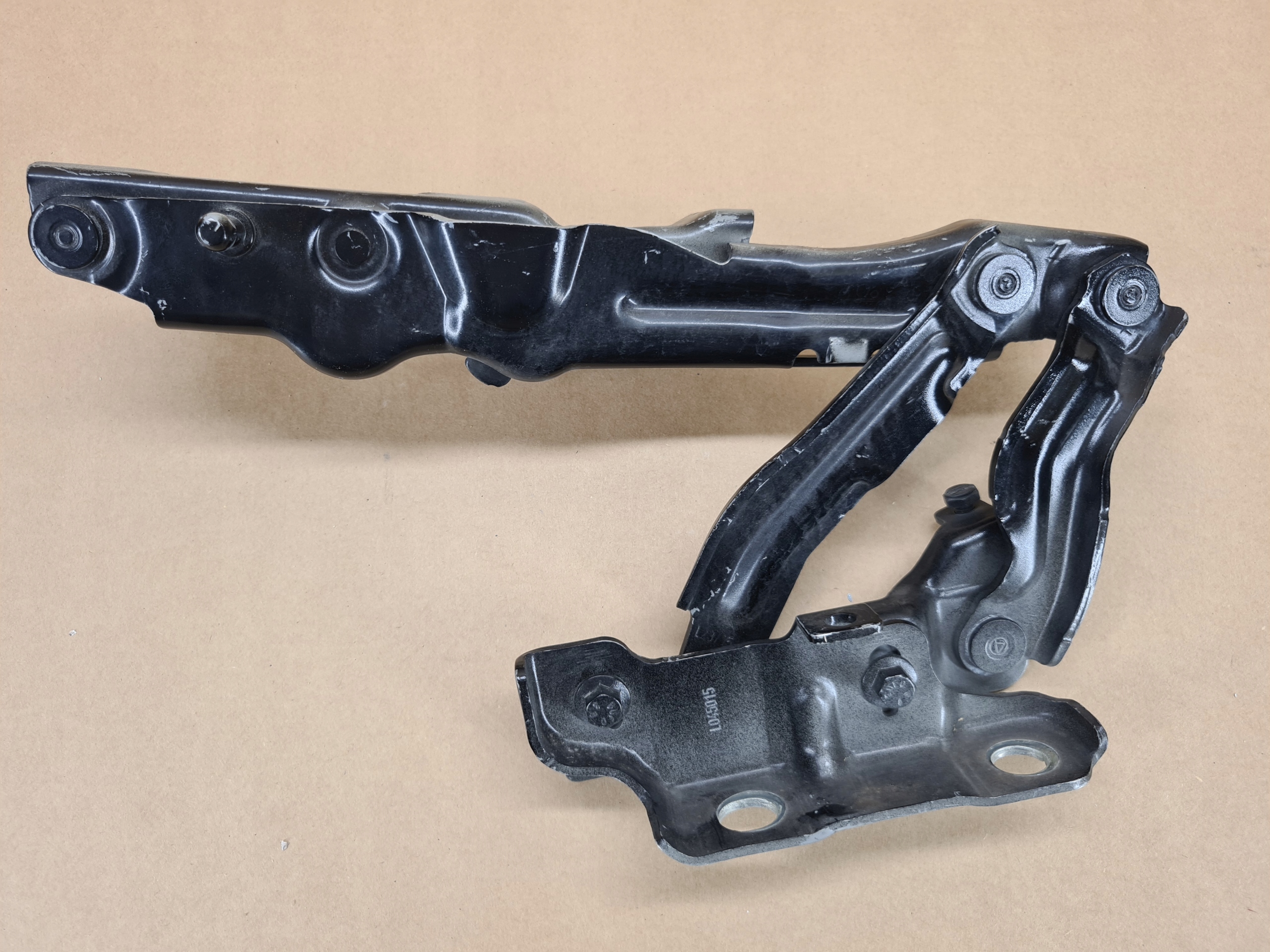 left hinge bonnets VOLVO S90 V90 colour 019