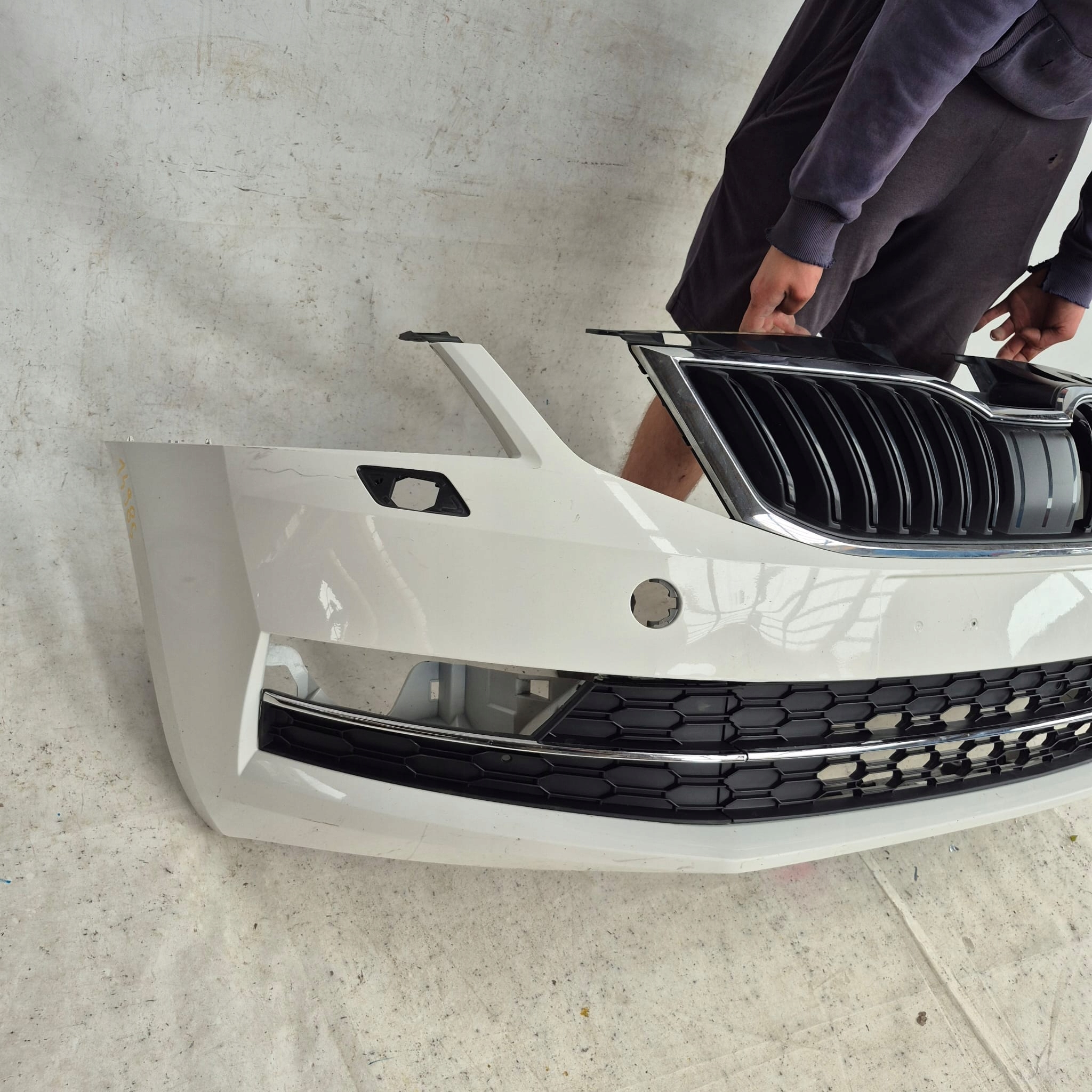 SKODA OCTAVIA III LIFT 17- bumper front front SPR 5E0807221N