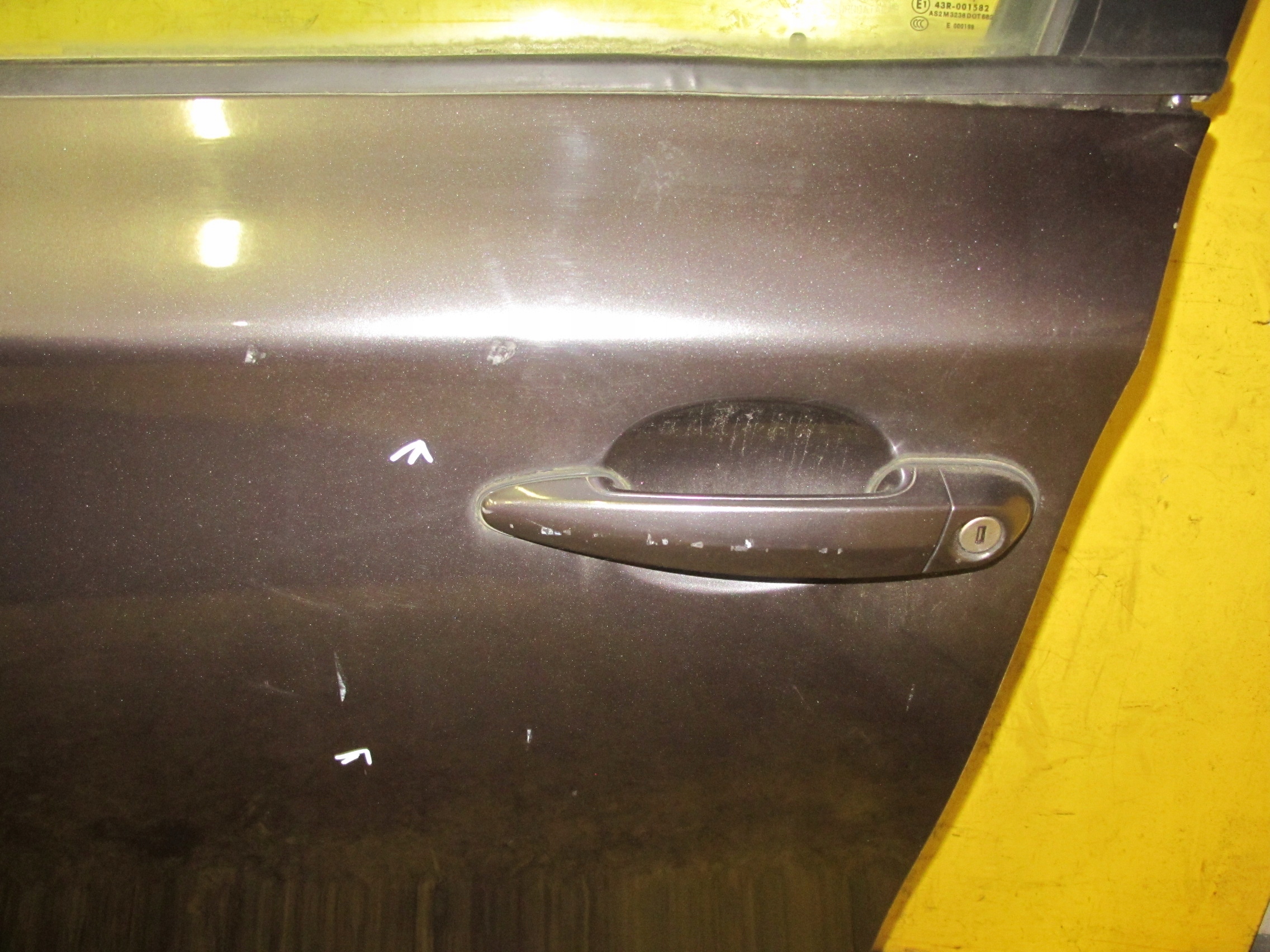 BMW and 1 87 04- door left front front A22/7