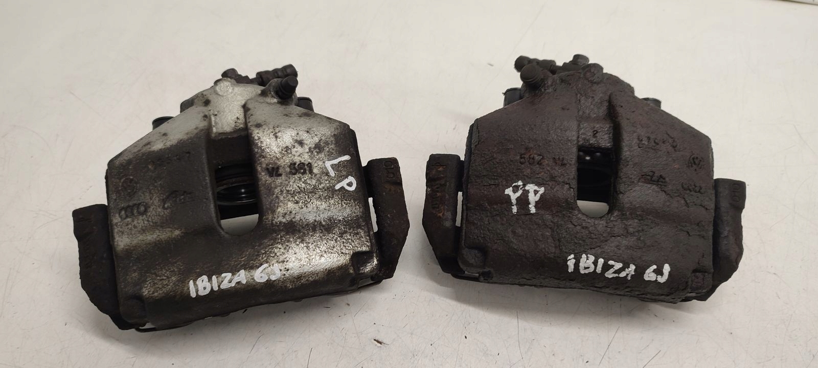 caliper front front right left Seat Ibiza 6J 5D 1,6 TDI