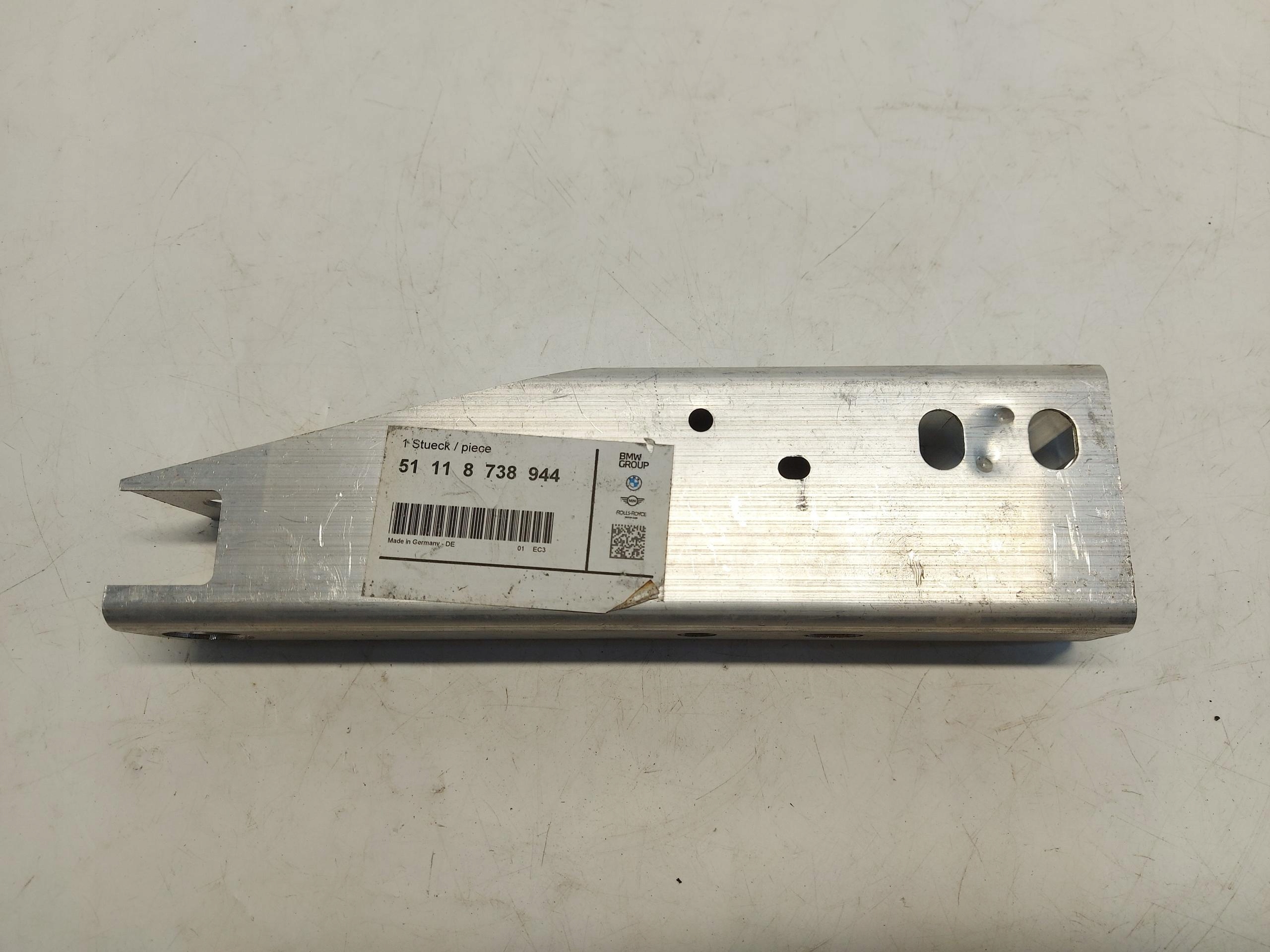 BMW i4 G26 beam tip console front right 8738944