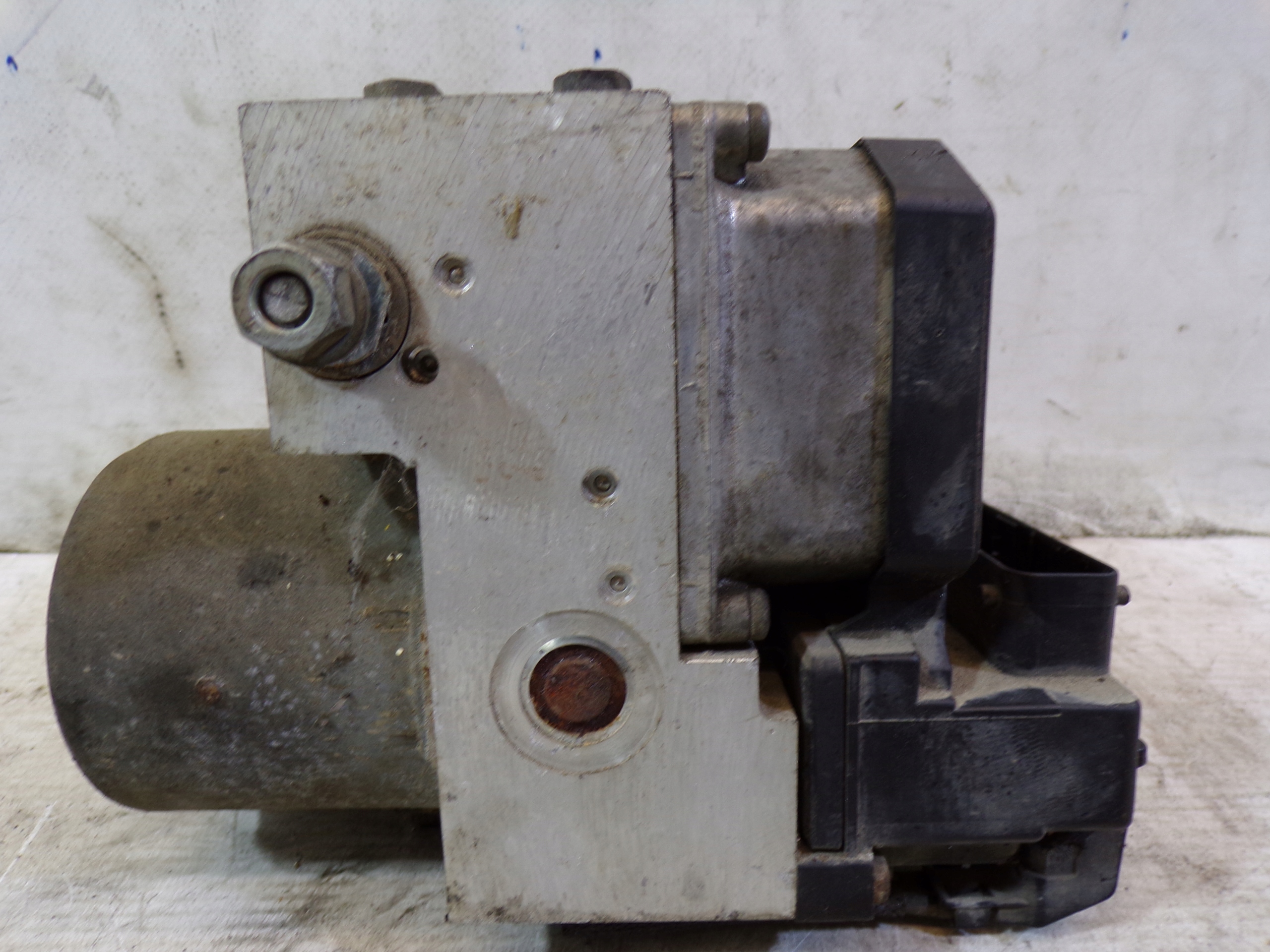 Pompa ABS VOLKSWAGEN TRANSPORTER T4 0273004211 (2)