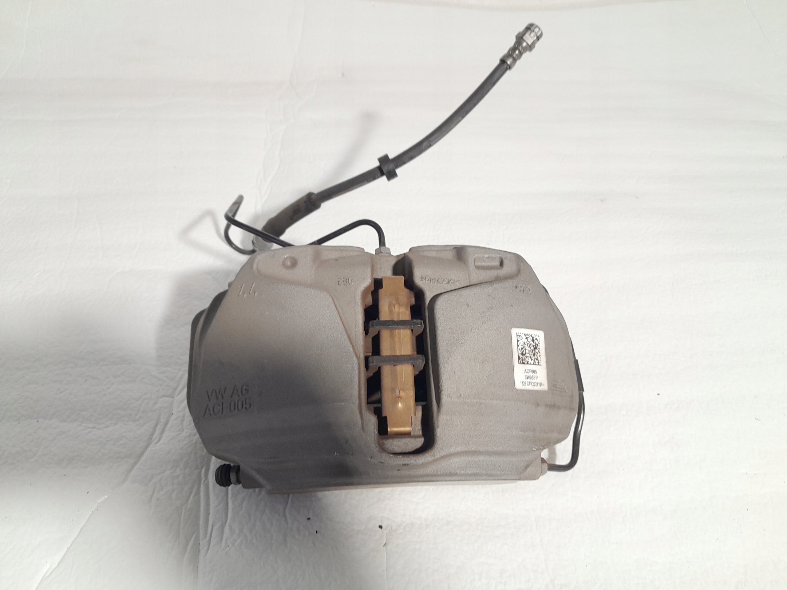 AUDI A4 B9 LIFT caliper brake left front 8W05FP