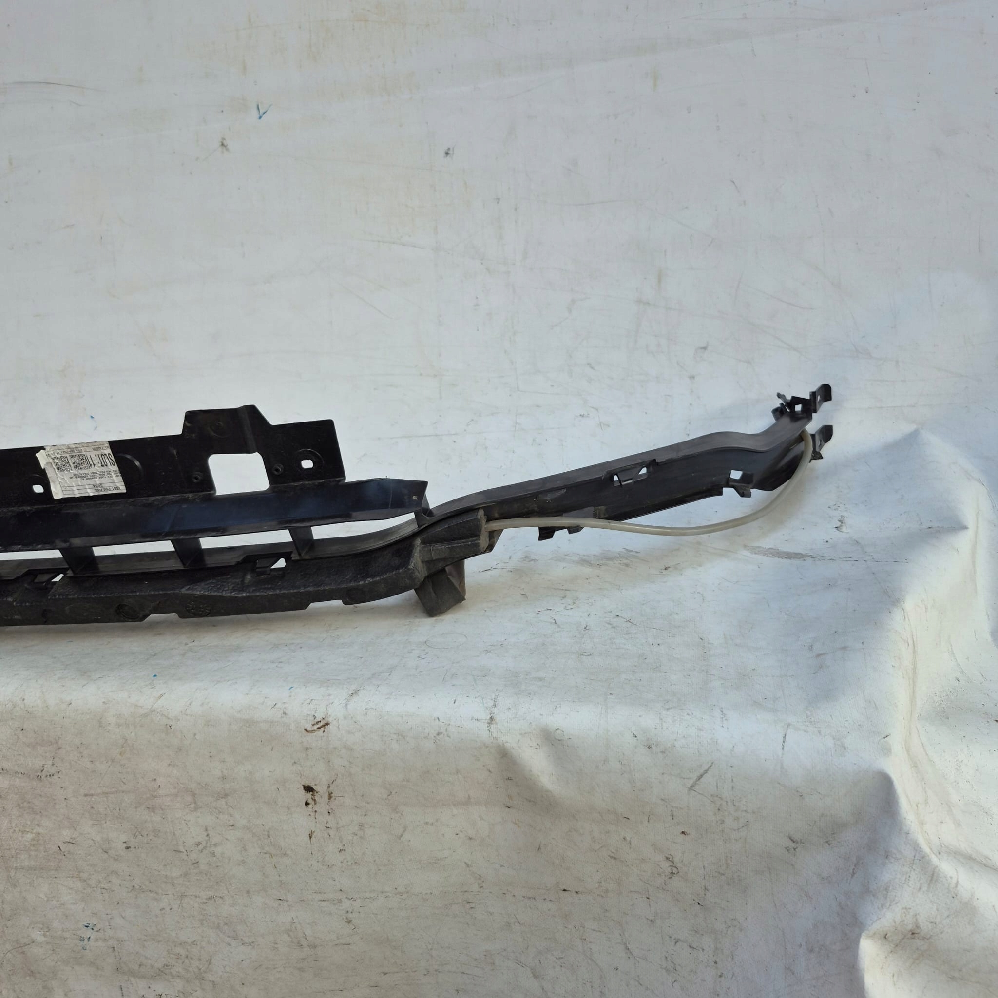 LAND ROVER EVOQUE II 18- sider pillar front + sensors K8D2-17E898-AA