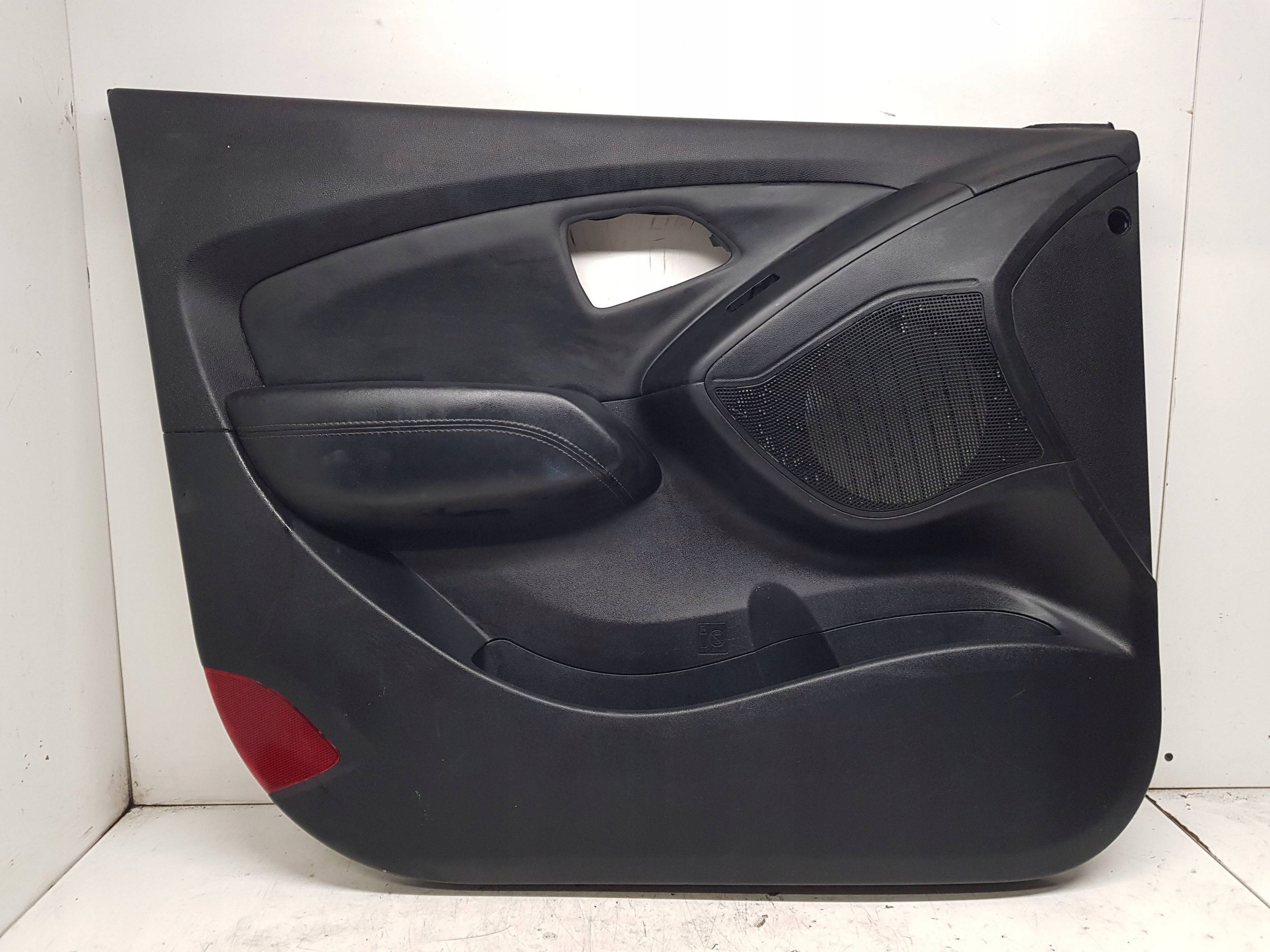 HYUNDAI IX35 side upholstery door left front 2009