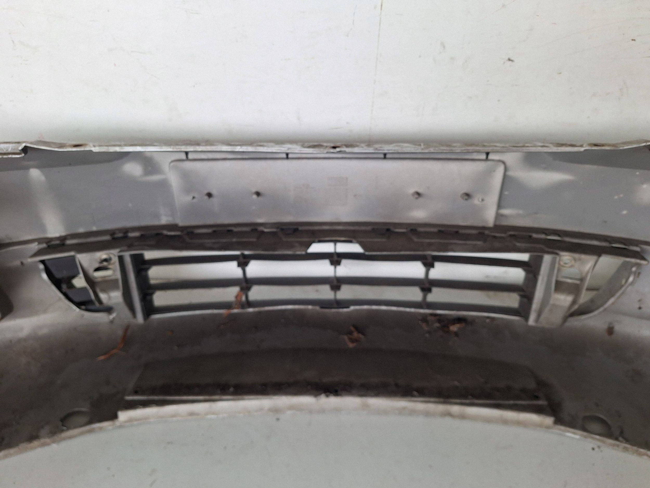 SKODA OCTAVIA II 08-13 bumper + XENON 1Z0807221M