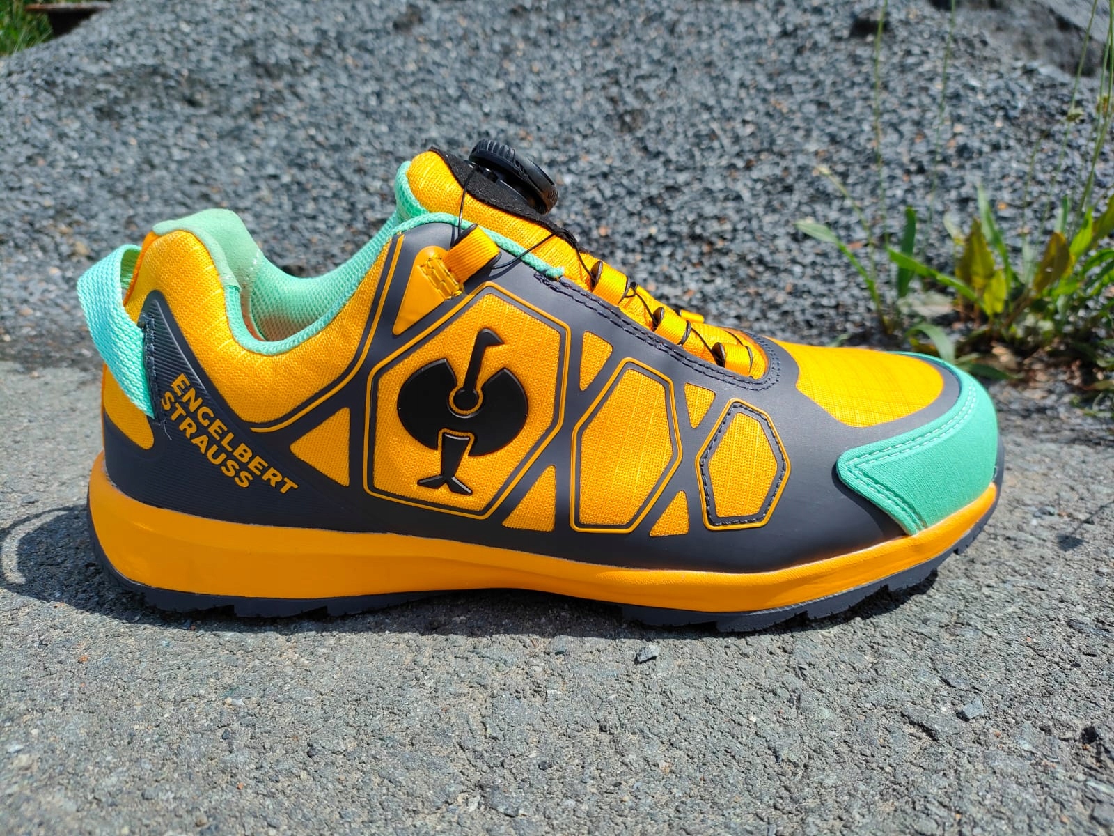 Półbuty E.Strauss BAHAM II S1 ŻÓŁTY R.42 Rodzaj buta półbuty