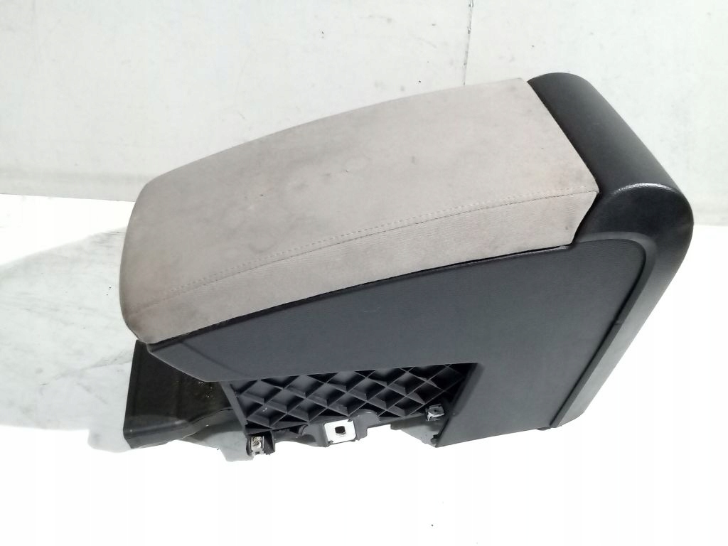 VW Passat B6 bracciolo 3C0863319S