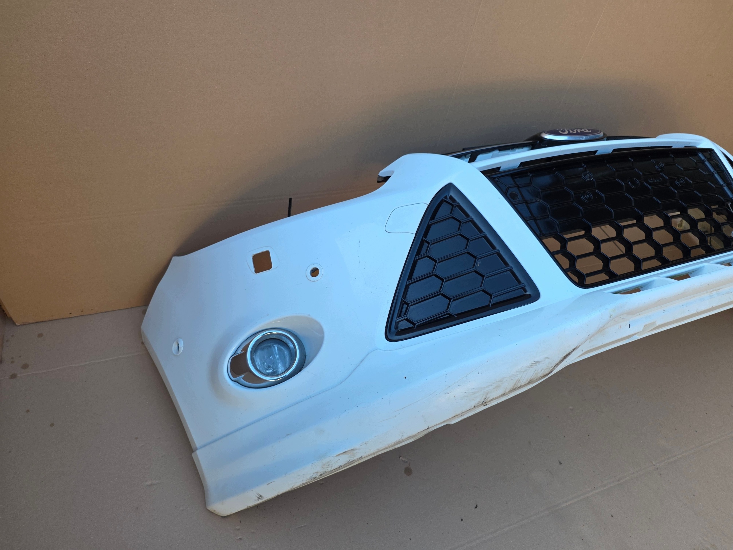 bumper front front Ford Focus MK3 10-14 Xenon 6x pdc st line st-line