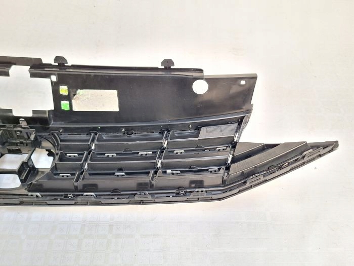 VW Passat B8 Kühlergrill FRONTGRILL Kühlergitter 3G0853653N - Thumbnail 9