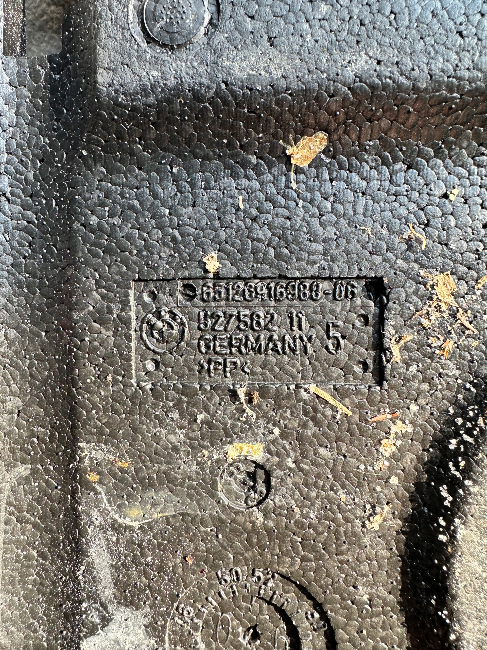 BMW OE 6916989