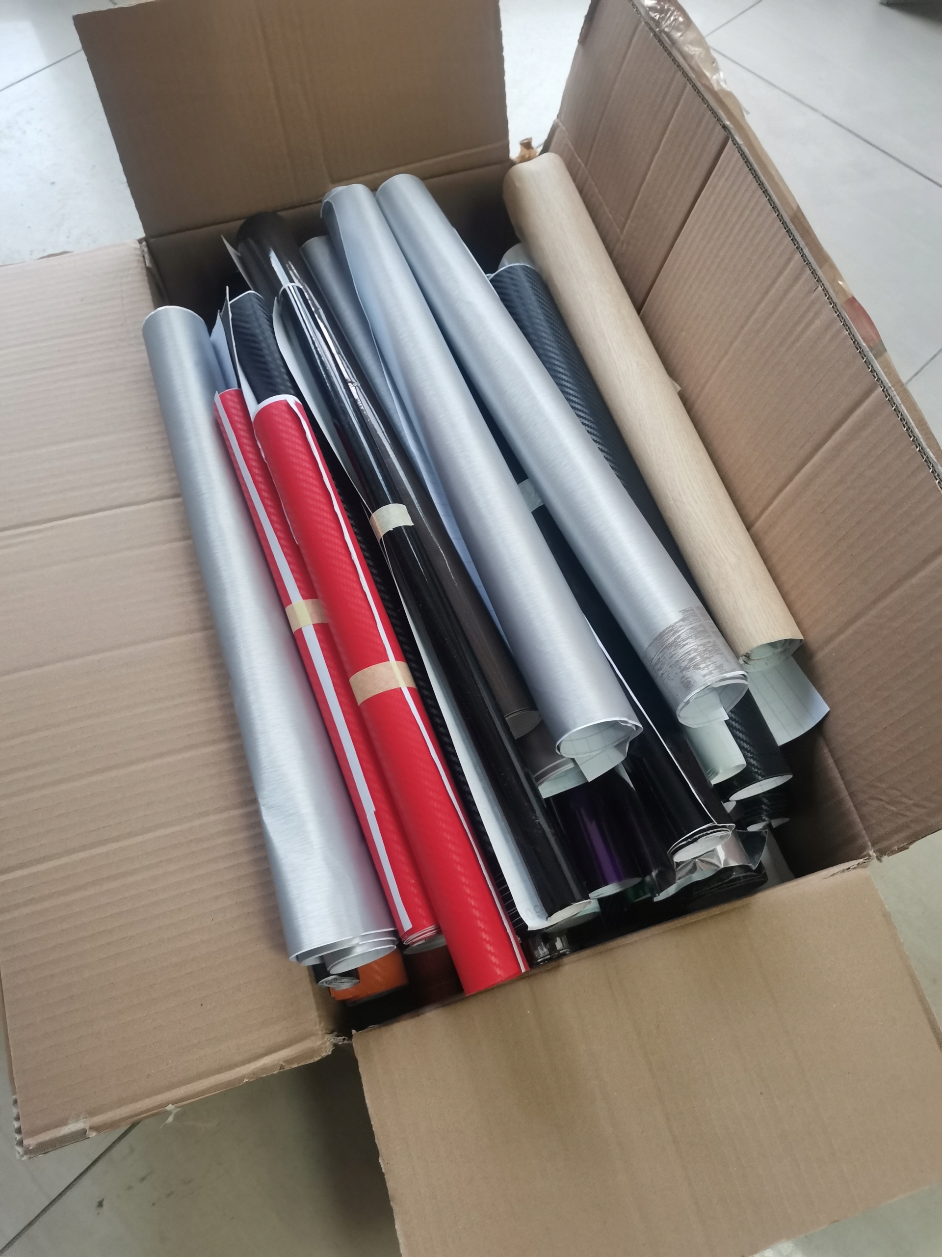 KOŃCÓWKI ROLEK FOLIE KAROSERYJNE SZEROKOŚĆ MAX 152cm Stan opakowania brak opakowania