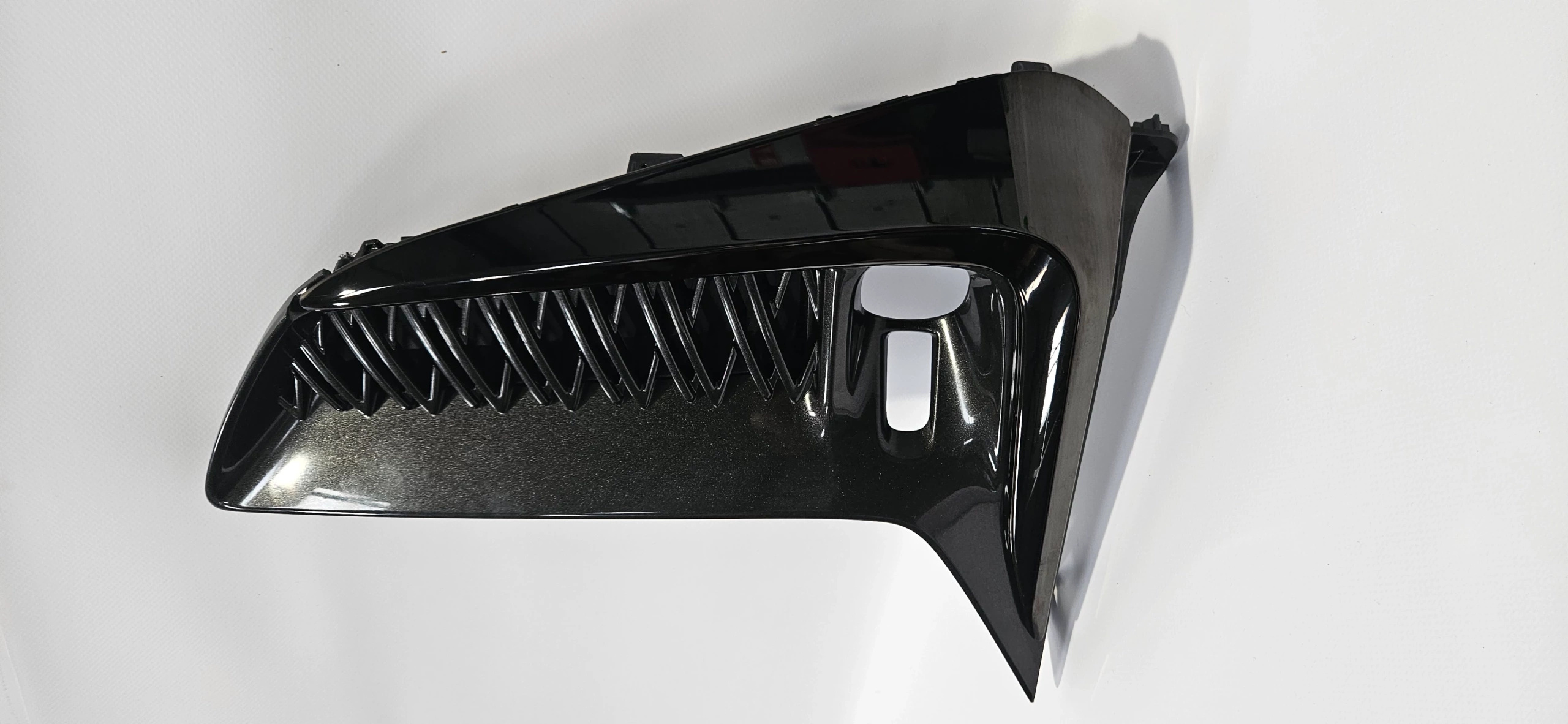 grid of a bumper left LEXUS UX F-SPORT F SPORT