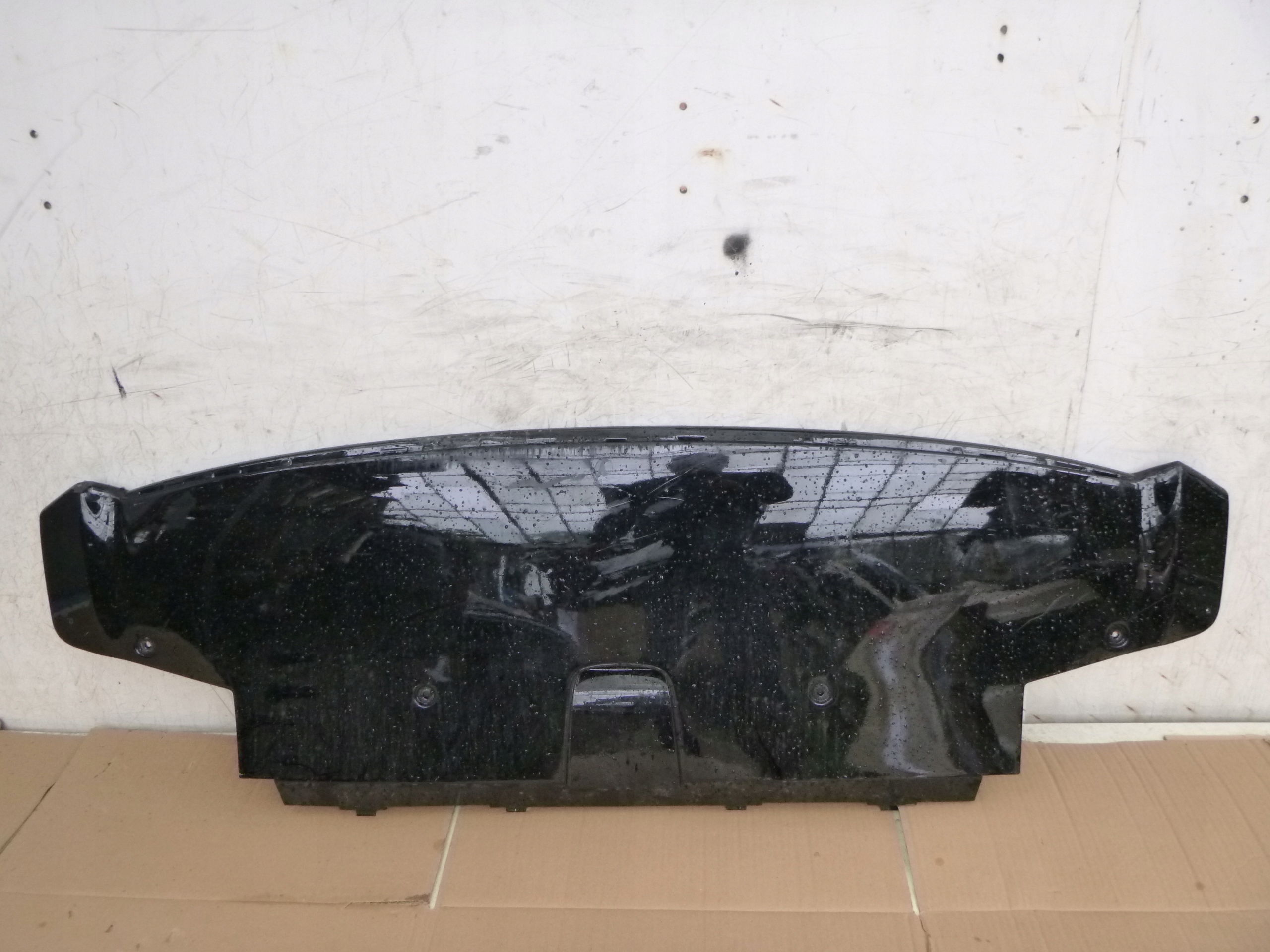 J8A2-19B537-EB - БАМПЕР RANGE ROVER VELAR R-DYNAMIC