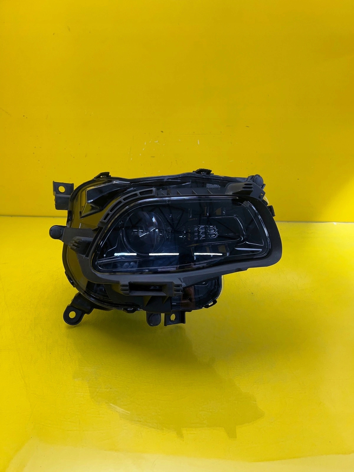 light right front Jeep Cherokee KL 13- Zwykla 68102854AF