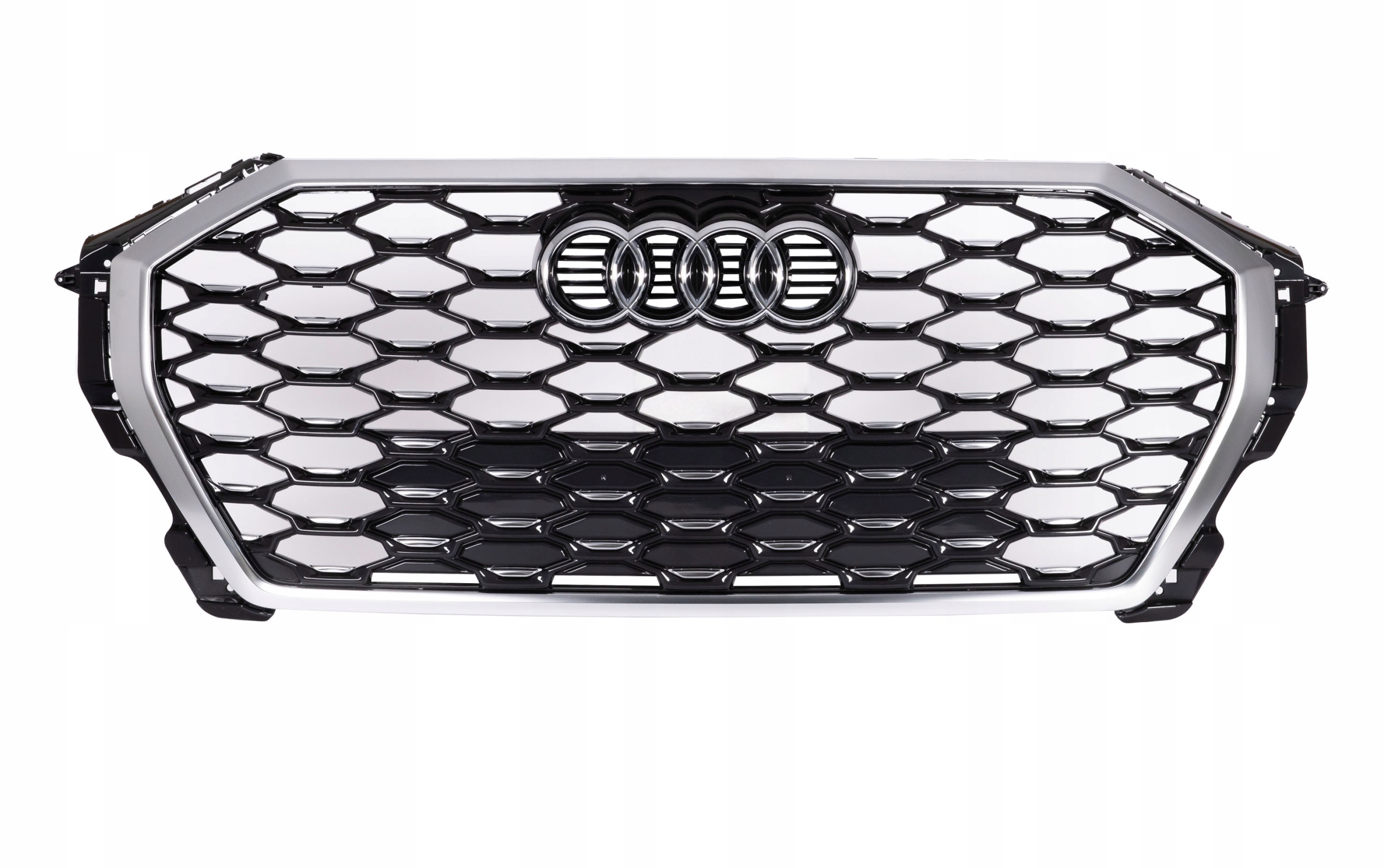 AUDI Q33a 2017- РЕШЕТКА РАДИАТОРА РЕШЁТКА SPORTBACK S-LINE