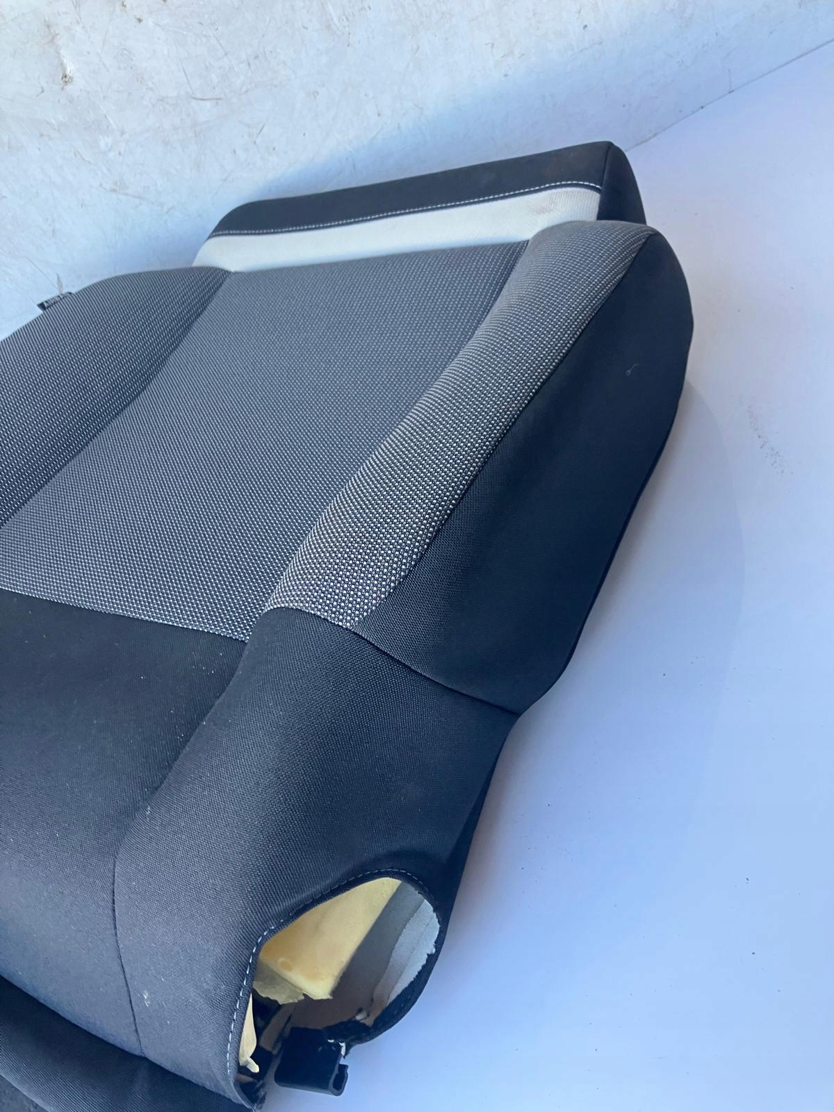 OPARCIE seat right front CITROEN C3 AIRCROSS