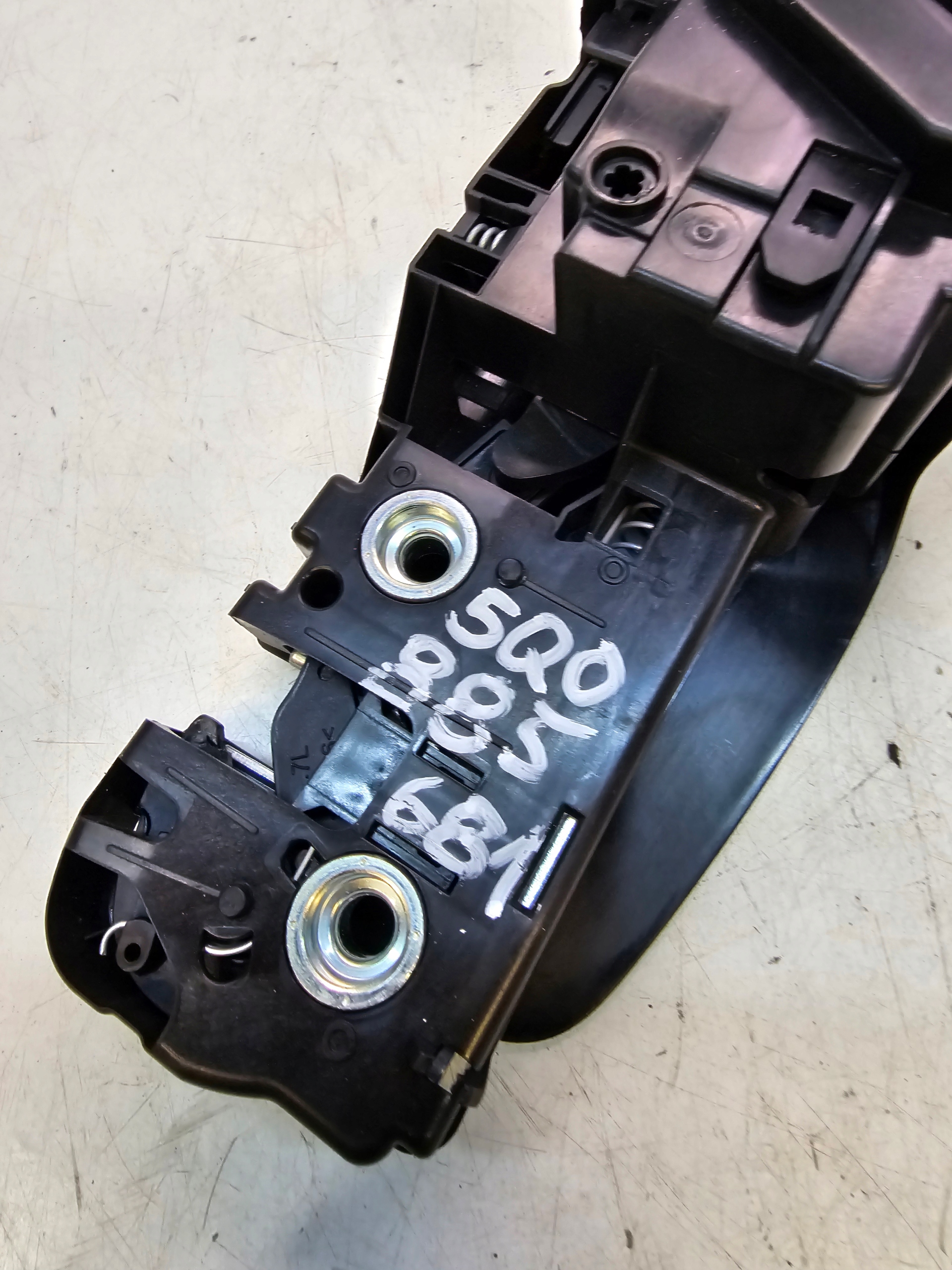 lock KANAPY left rear part AUDI A3 8V VW 5Q0881681