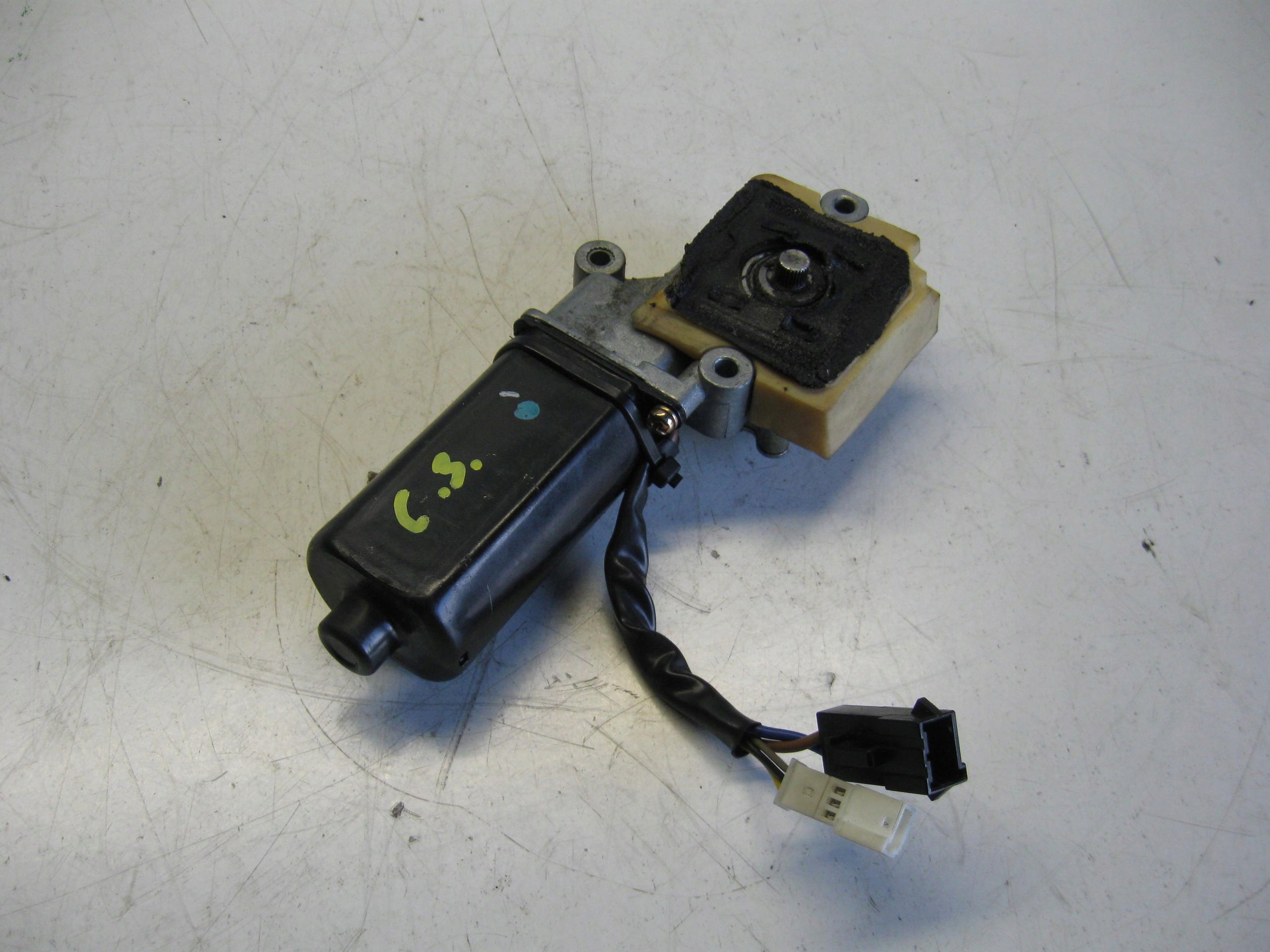 SILNICZEK SZYBERDACHU C3 PLURIEL 44349681 #