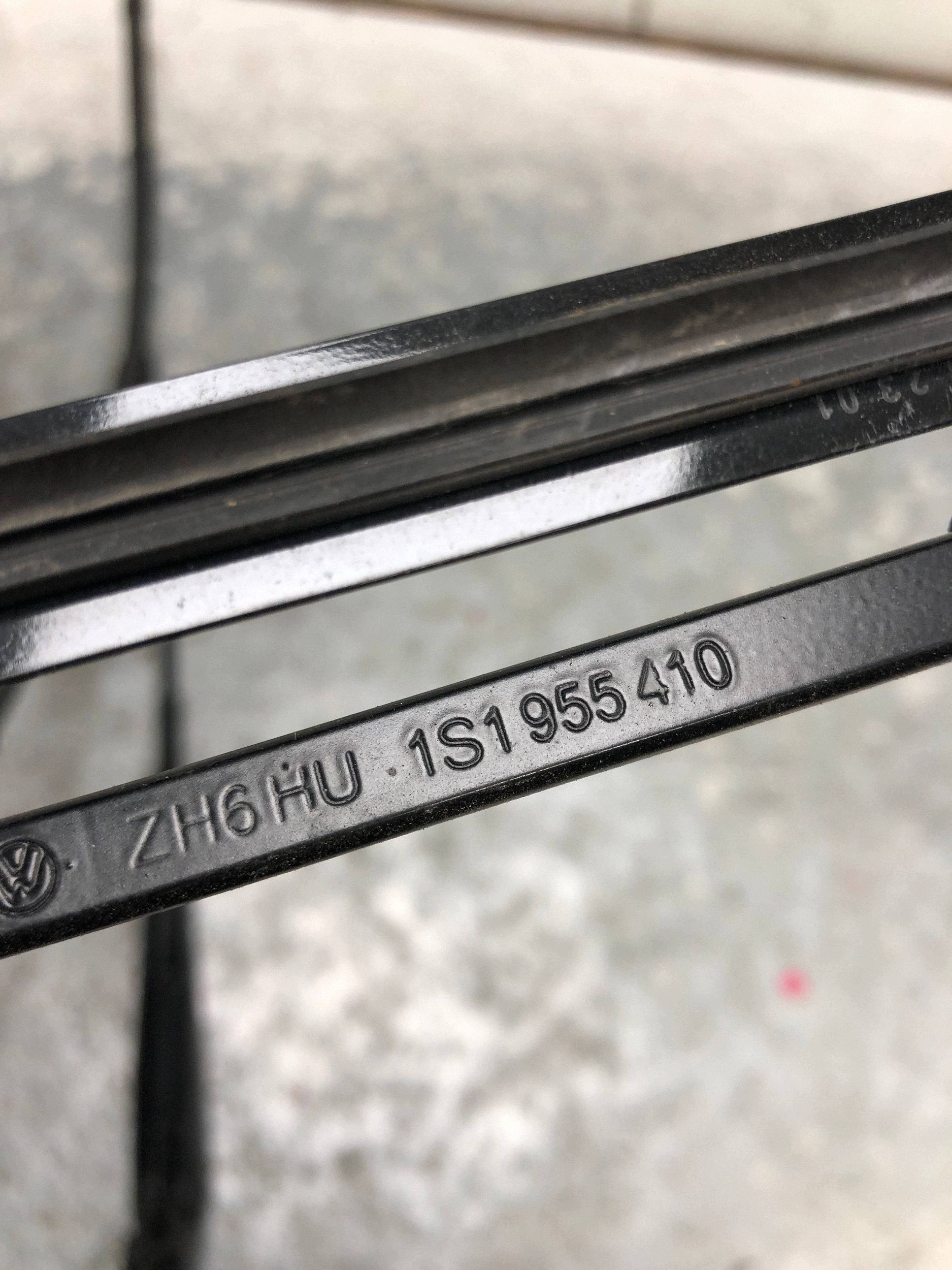 wiper arms SEAT MII 1S1955410 1S1955409B