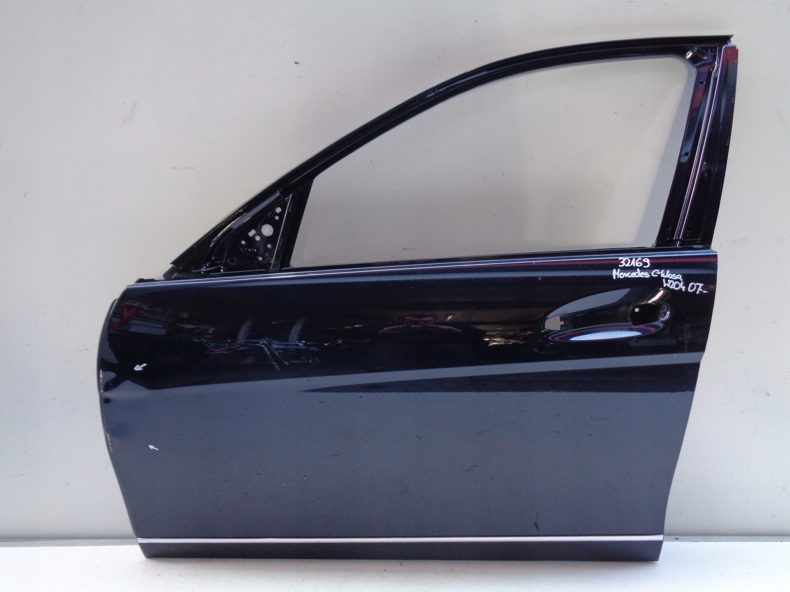 door left front MERCEDES C-KLASA W204 07